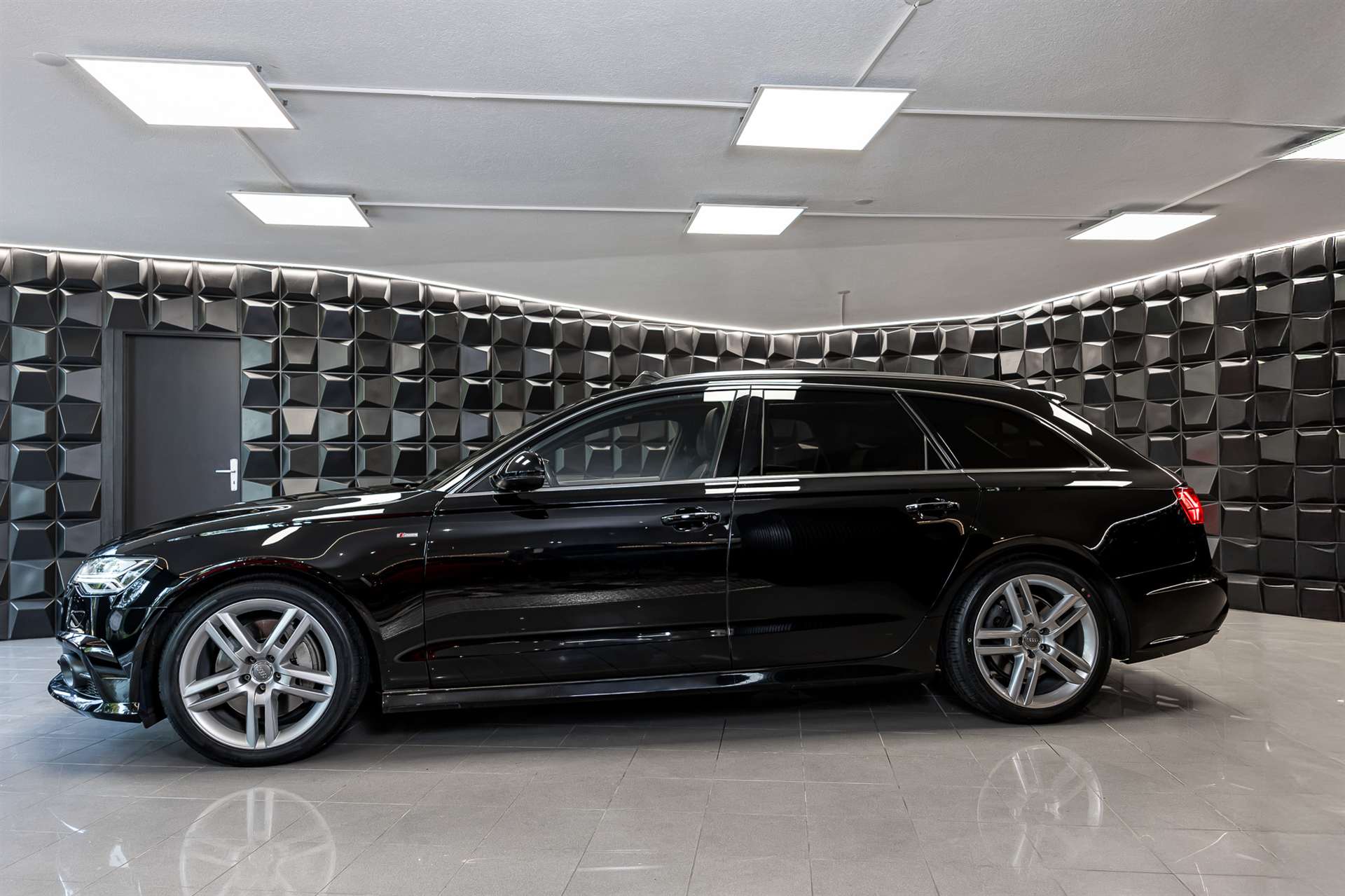 AUDI A6 Avant 3.0 BiTDI V6 quattro tiptronic-image-1