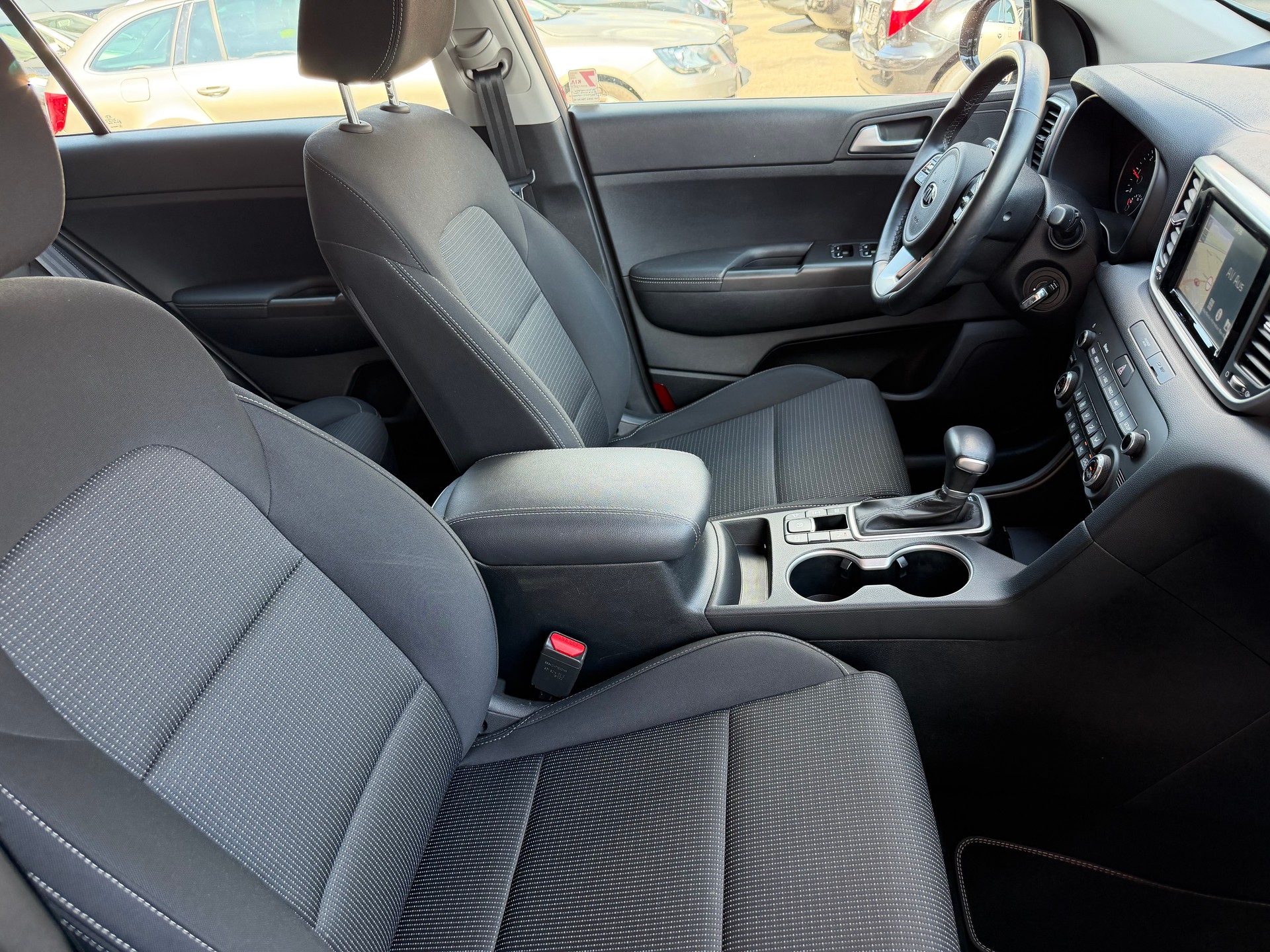 KIA Sportage 1.6CRDi Mild Hybrid Sportage 4WD DCT-image-11