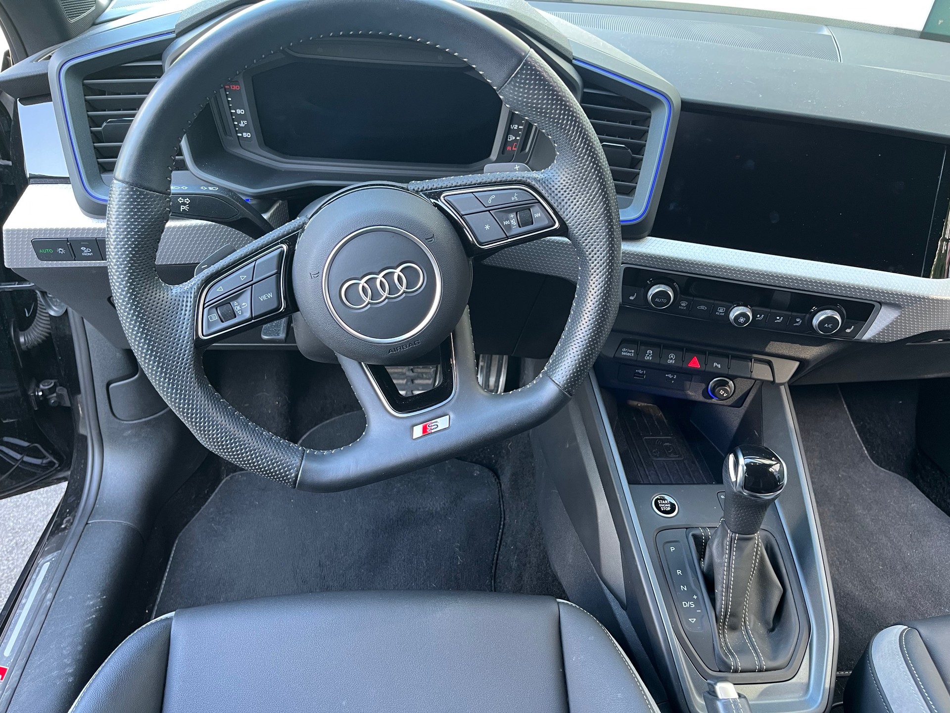 AUDI 1.5 35 TFSI City Carver S-Tronic-image-3