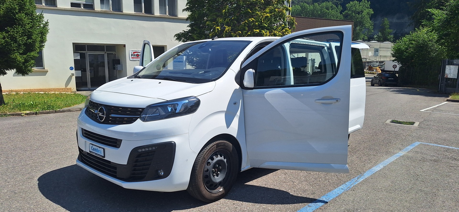 OPEL Zafira Life 2.0 CDTI Edition M Automatik-image-16