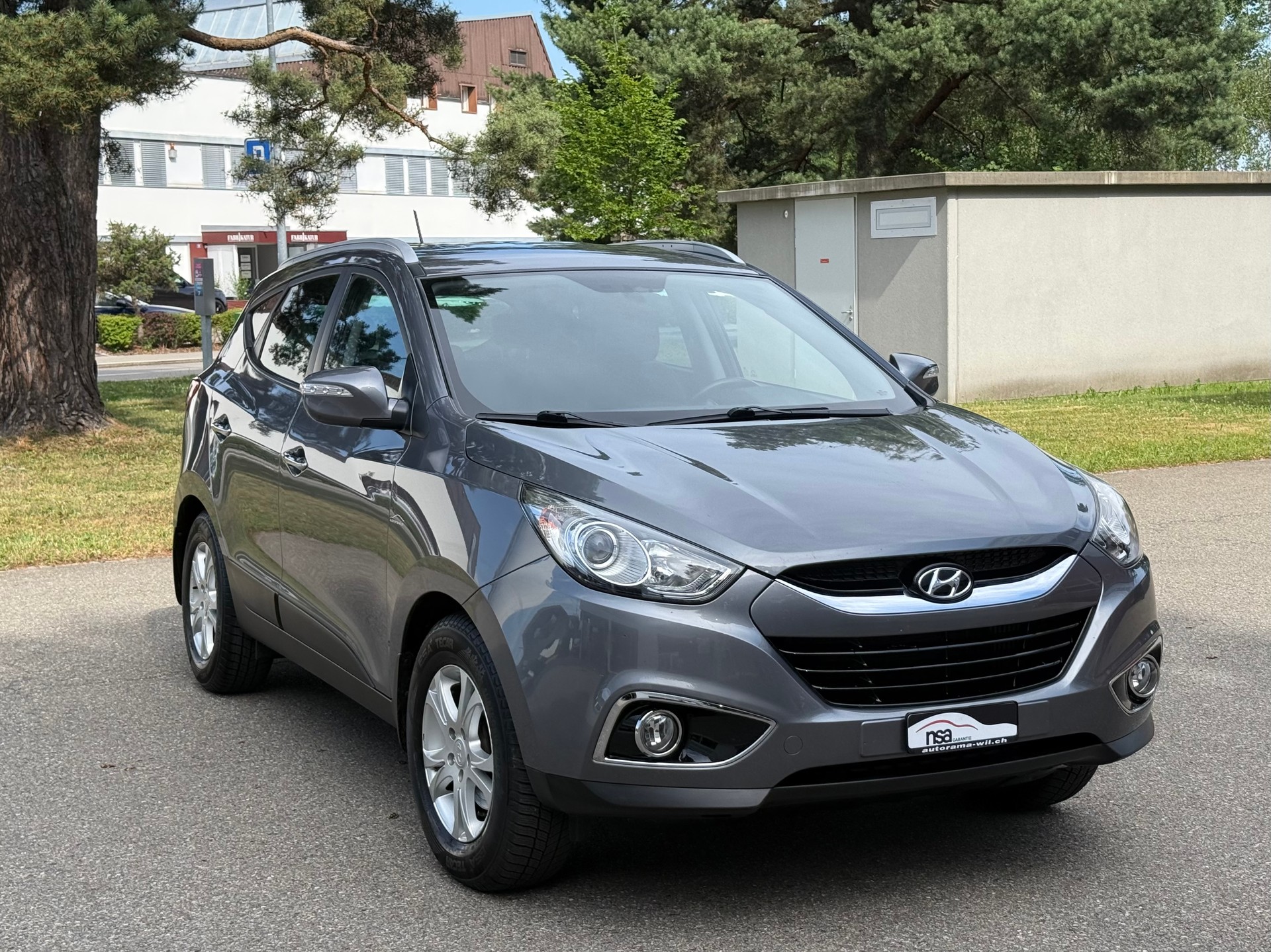 HYUNDAI iX 35 2.0 CRDi Style 4WD-image-2