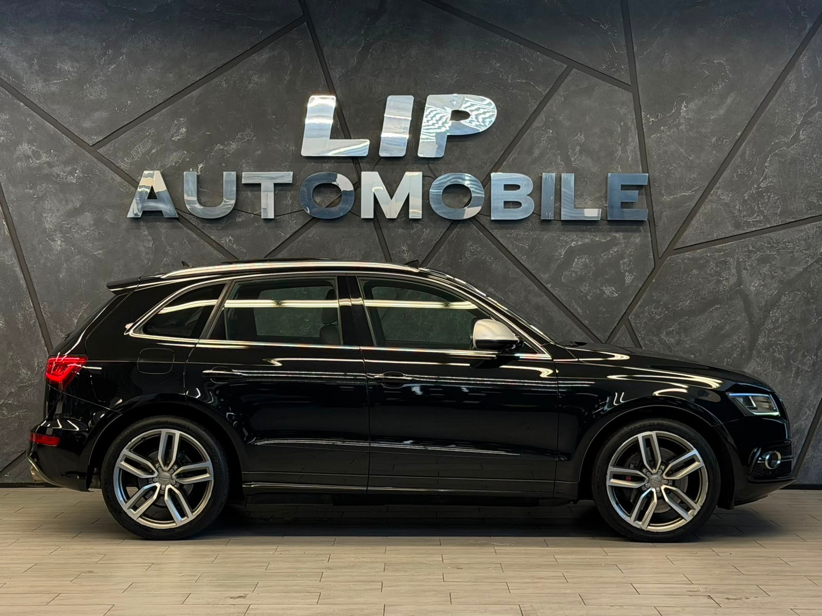 AUDI SQ5 3.0 TDI quattro tiptronic-image-3