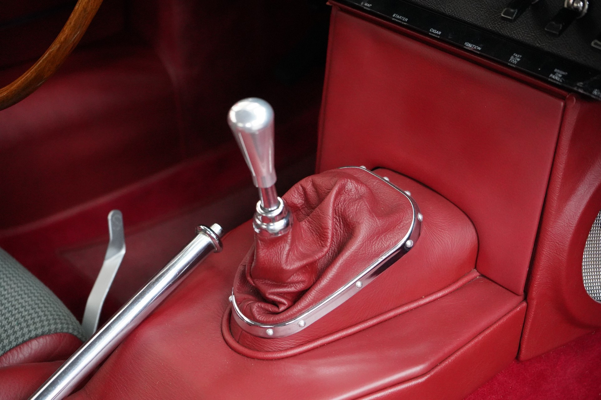 JAGUAR E-Type Serie 1 3.8 Coupé-image-7
