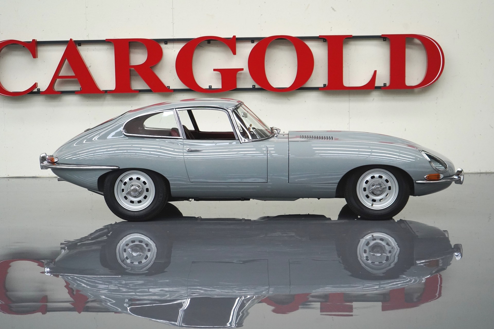 JAGUAR E-Type Serie 1 3.8 Coupé-image-6