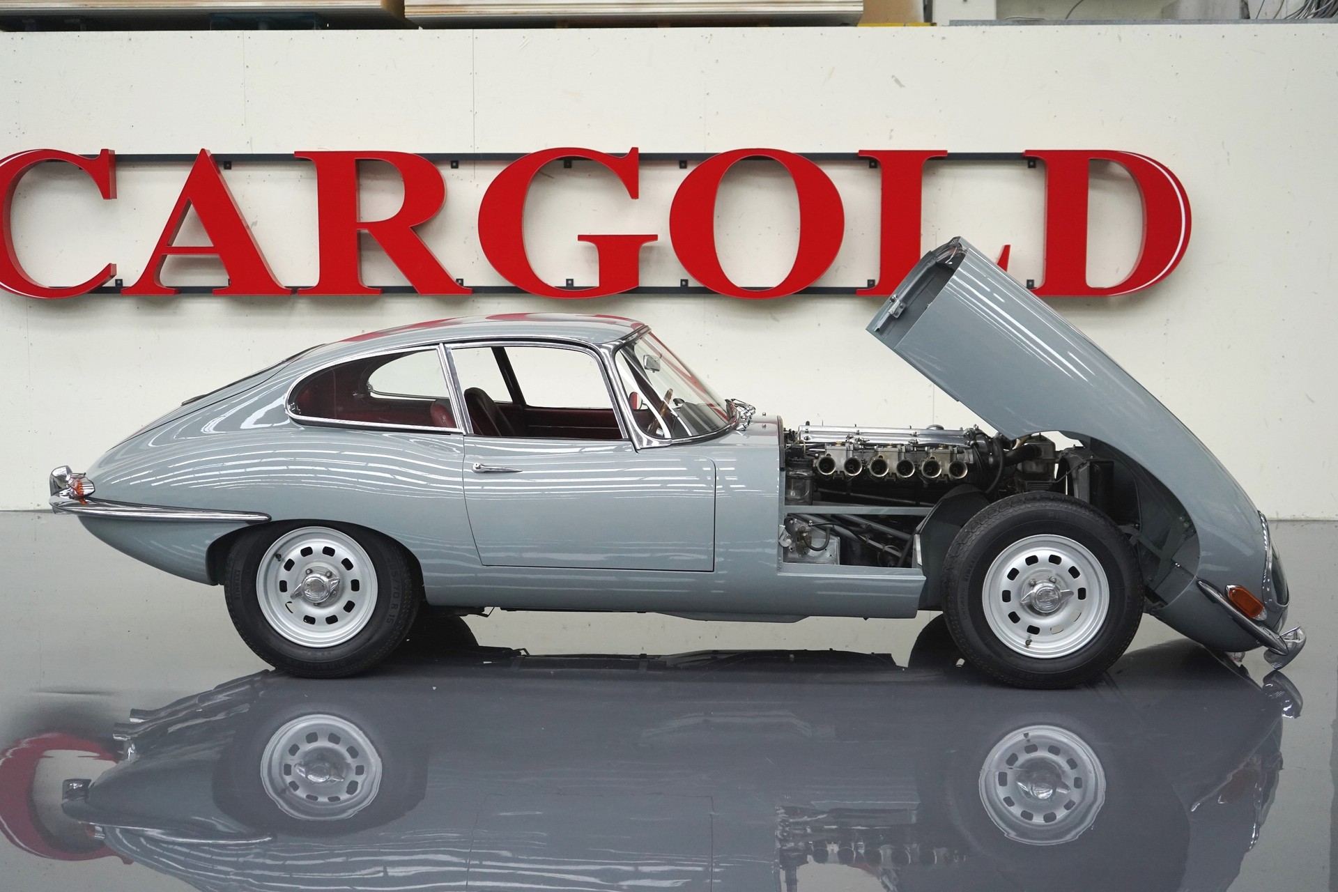 JAGUAR E-Type Serie 1 3.8 Coupé-image-9