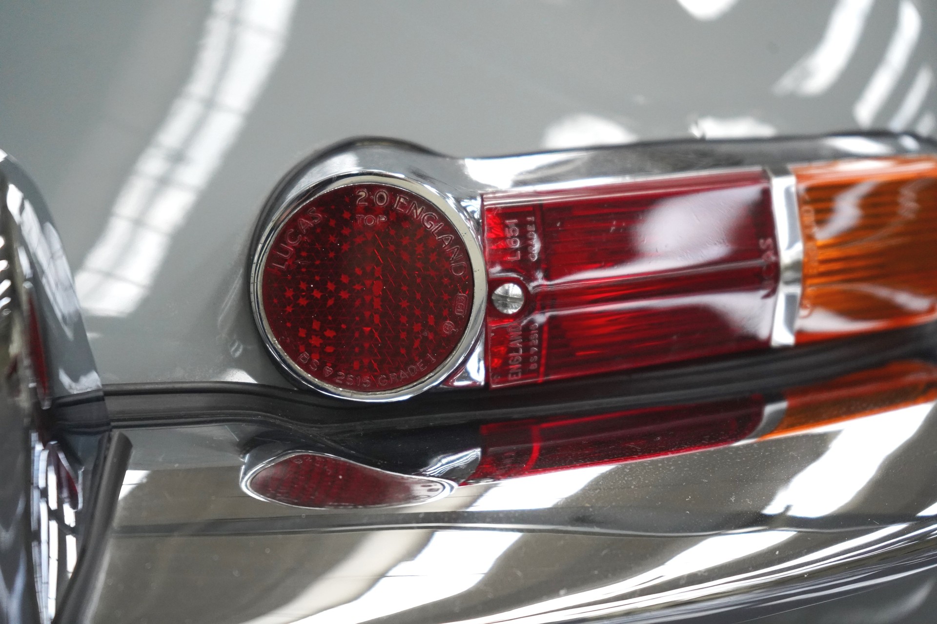 JAGUAR E-Type Serie 1 3.8 Coupé-image-23