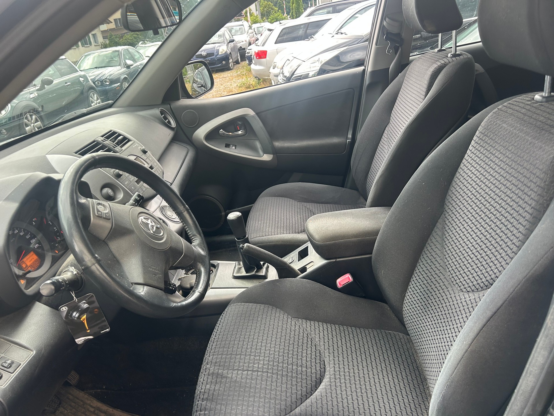 TOYOTA RAV-4 2.0 16V Cross Sport-image-8