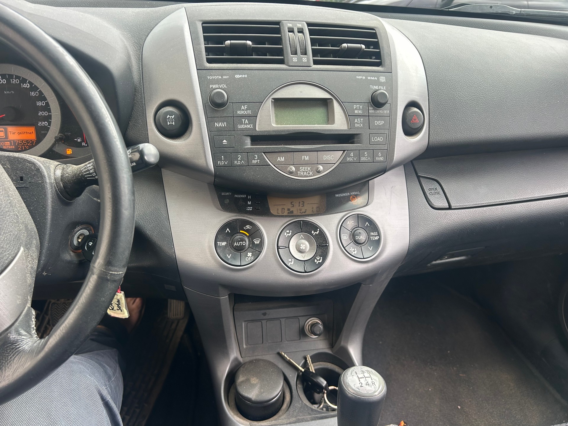 TOYOTA RAV-4 2.0 16V Cross Sport-image-9