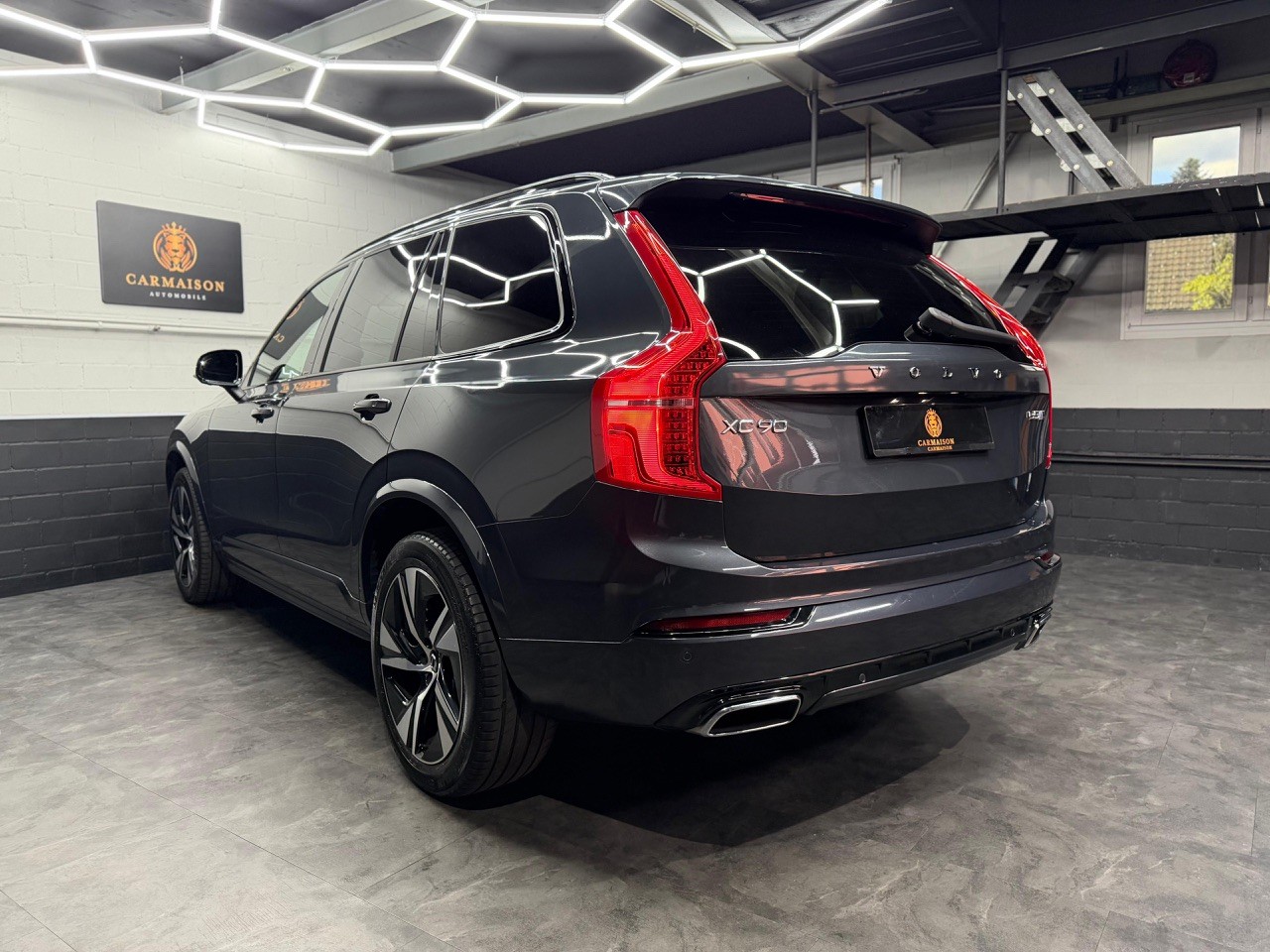 VOLVO XC90 B5 Diesel Mild Hybrid AWD R-Design | 360° Kamera | 7.Plätzer | Harman/Kardon | ACC | Klimaregelung-image-5