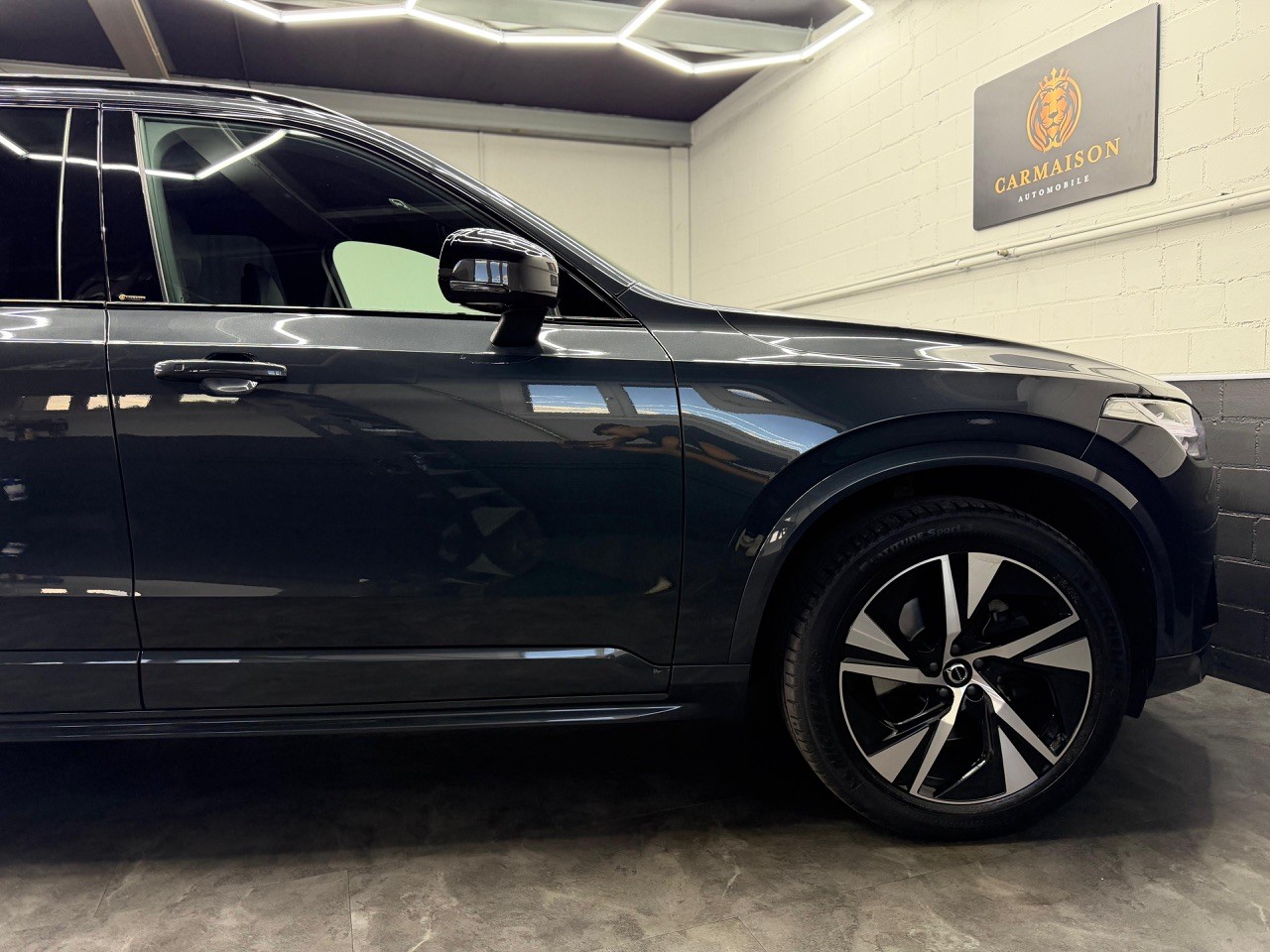 VOLVO XC90 B5 Diesel Mild Hybrid AWD R-Design | 360° Kamera | 7.Plätzer | Harman/Kardon | ACC | Klimaregelung-image-9