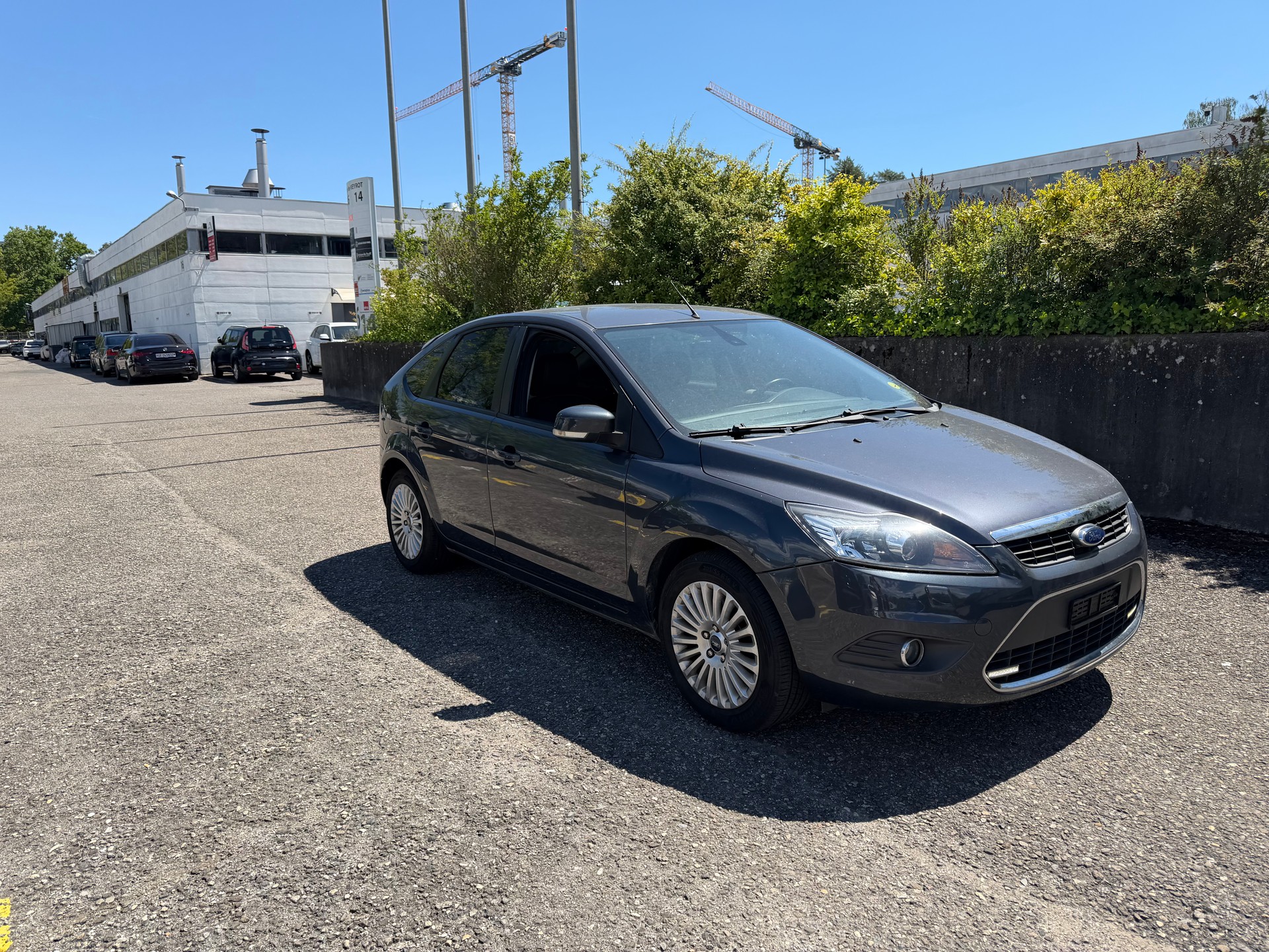 FORD Focus 2.0i Titanium-image-2