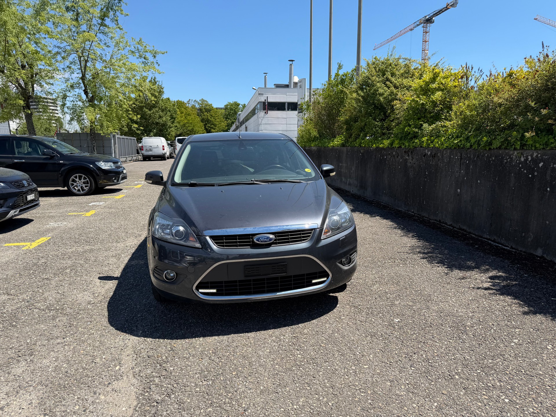 FORD Focus 2.0i Titanium-image-1