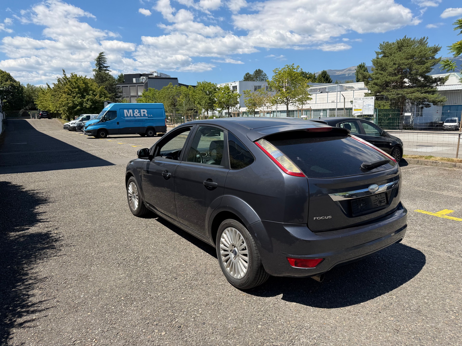 FORD Focus 2.0i Titanium-image-7