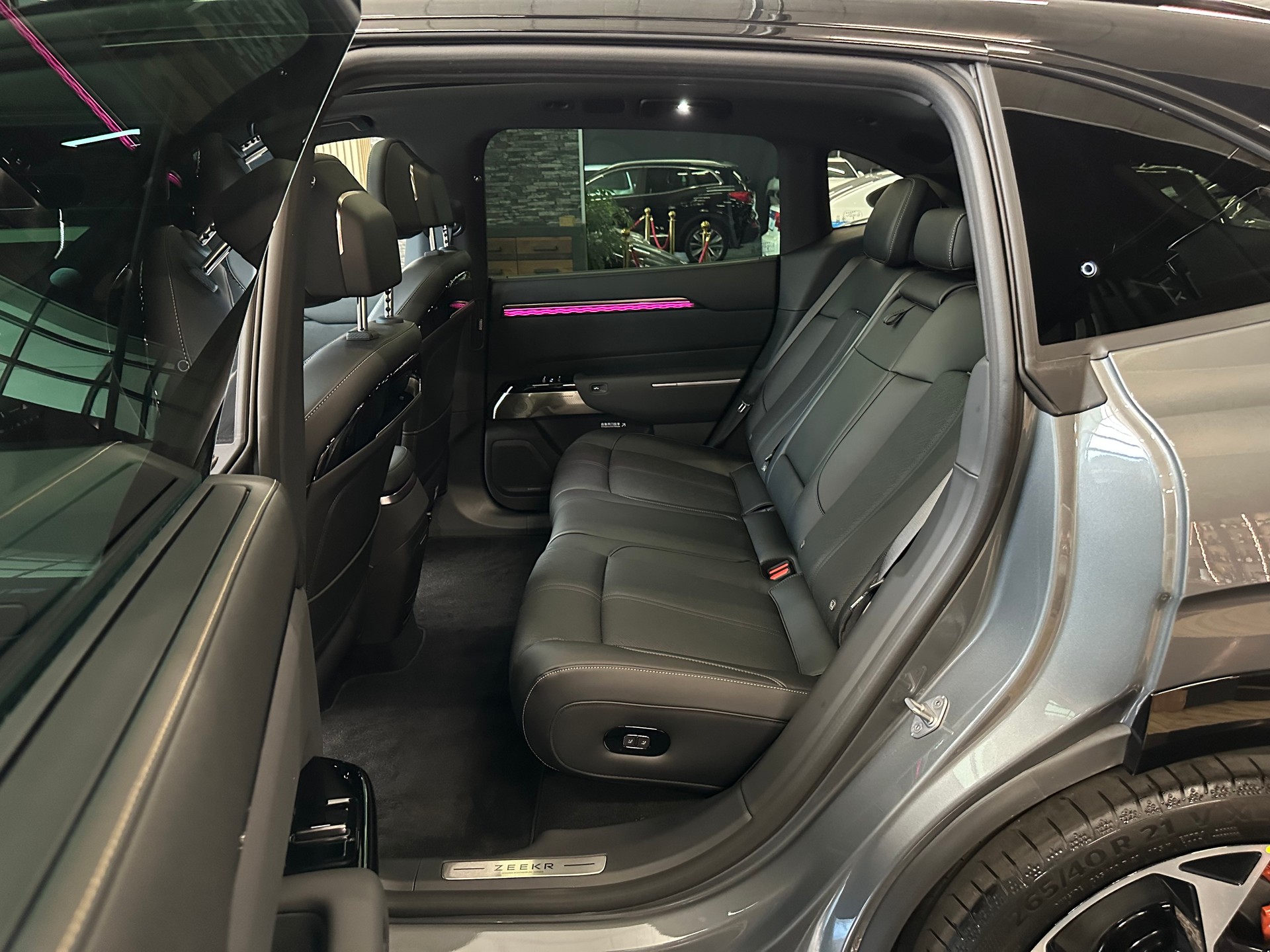 ZEEKR 7X 100kWh Privilege AWD-image-13