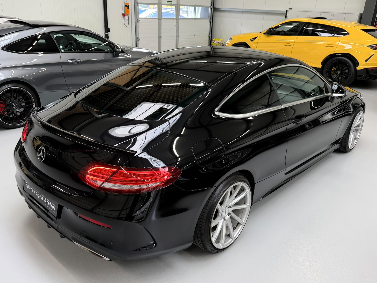 MERCEDES-BENZ C 180 Coupé AMG Line 9G-Tronic-image-9