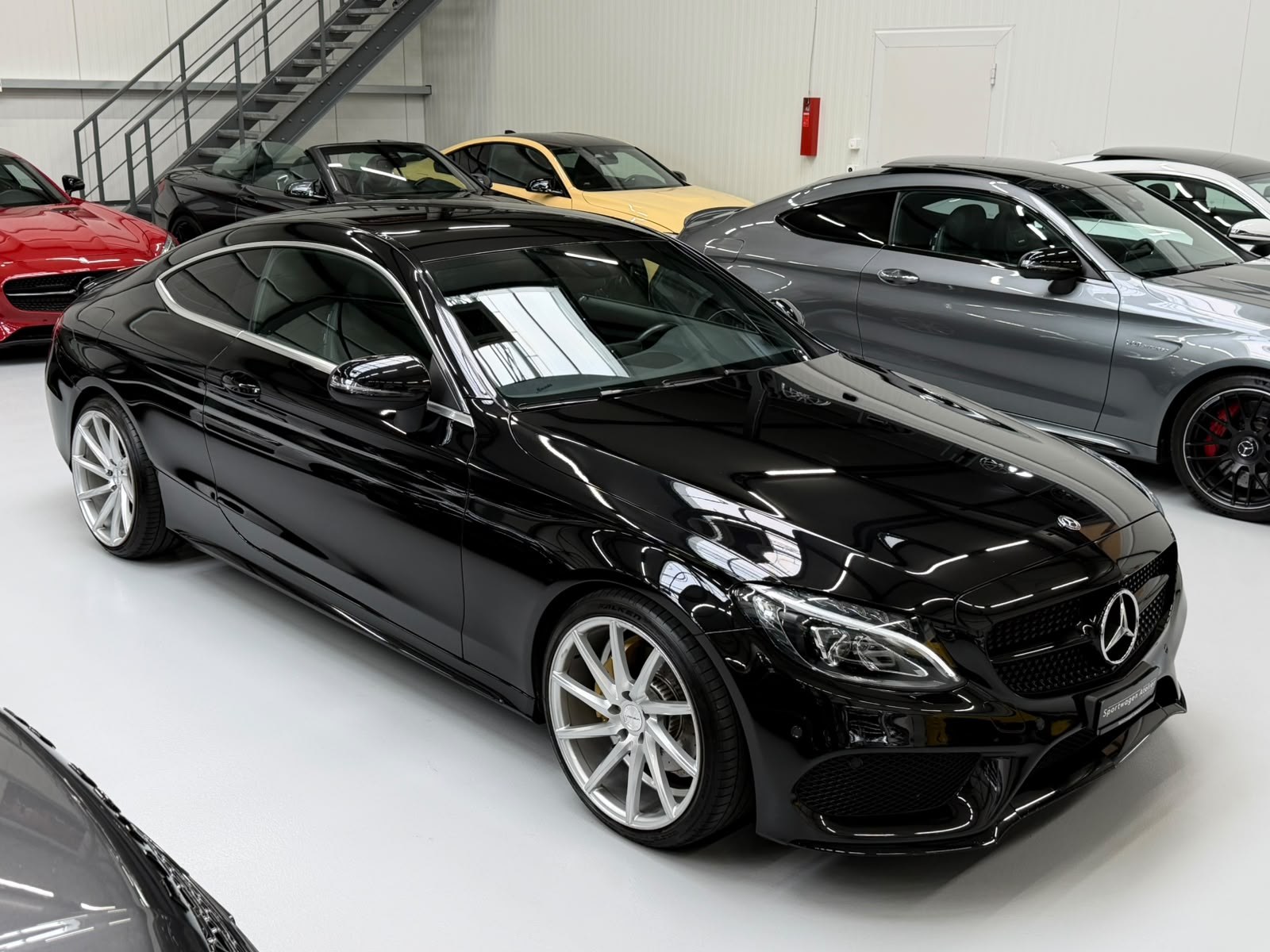MERCEDES-BENZ C 180 Coupé AMG Line 9G-Tronic-image-13