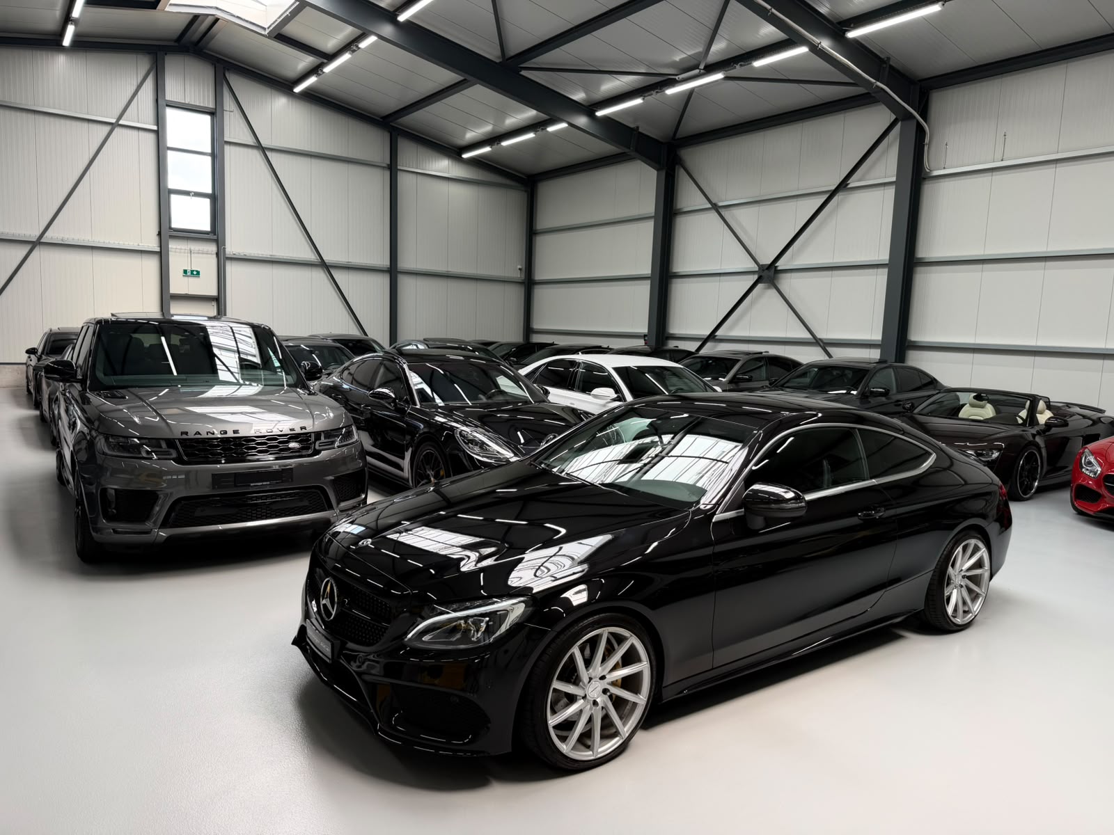MERCEDES-BENZ C 180 Coupé AMG Line 9G-Tronic-image-3