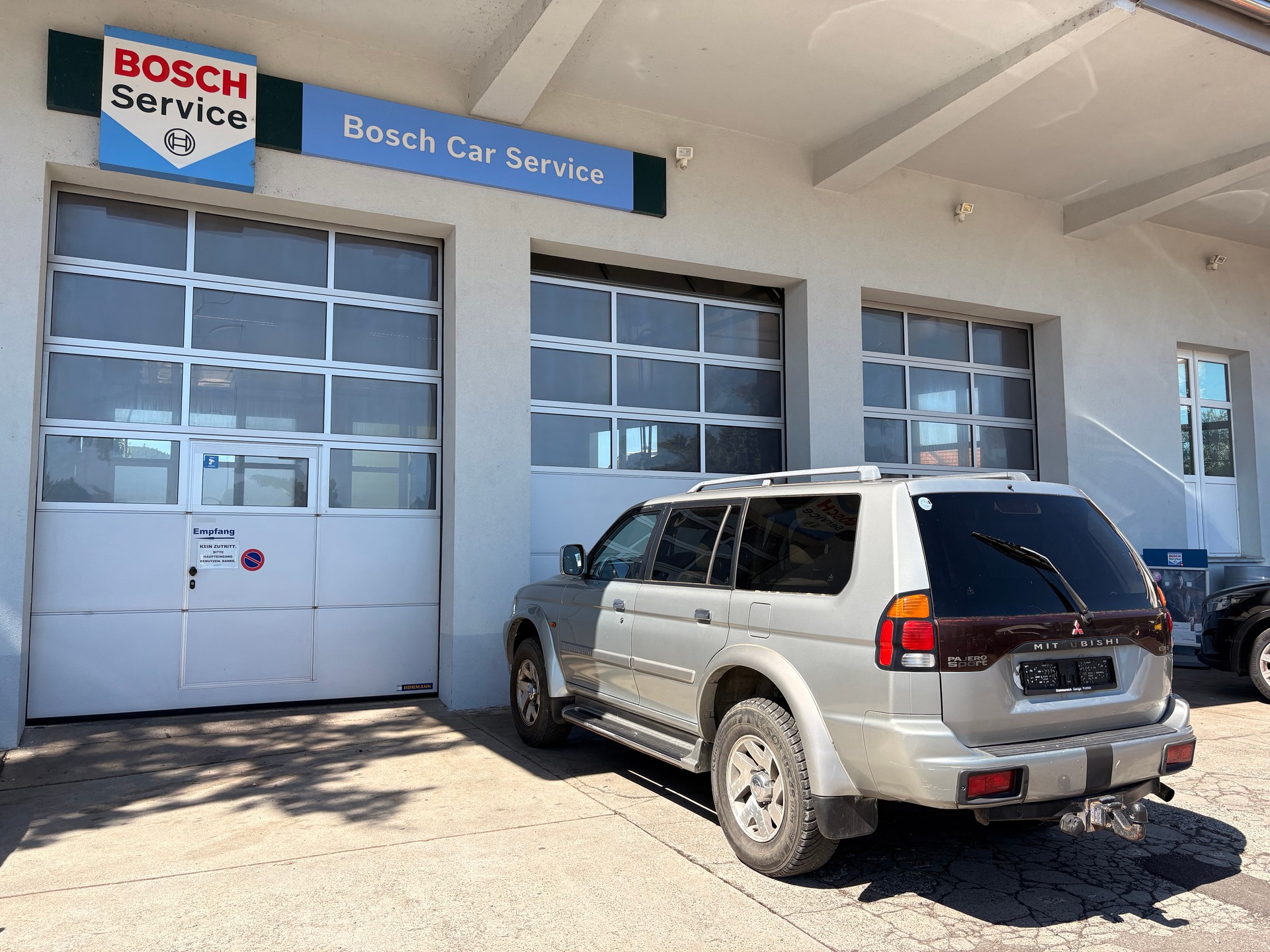 MITSUBISHI Pajero Sport 3.0 GLS Edition-image-2