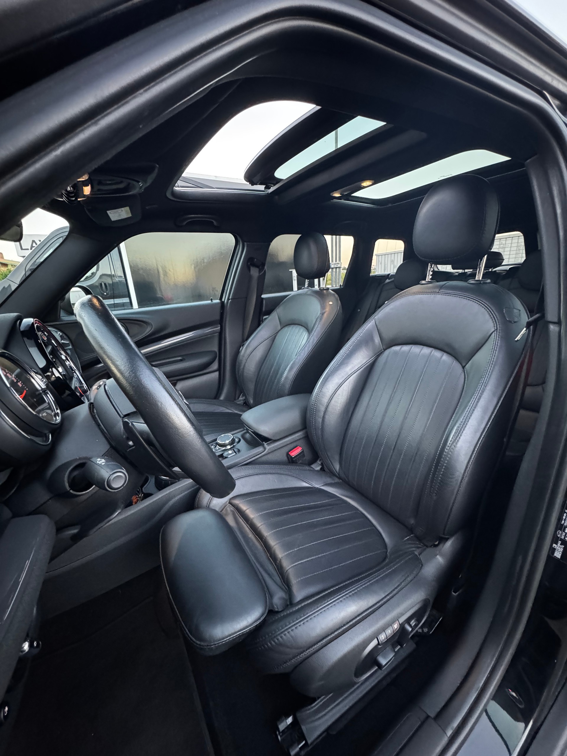 MINI Clubman Cooper SD Steptronic-image-7