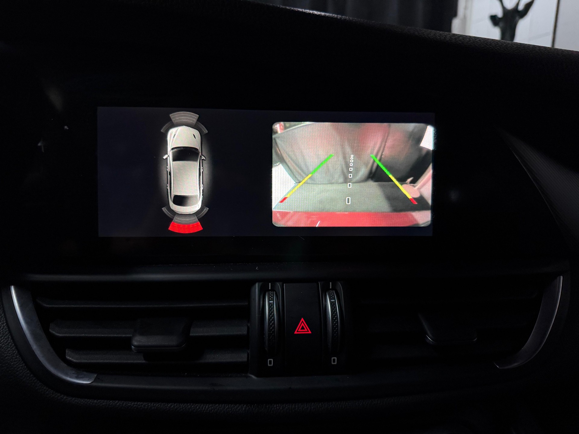 ALFA ROMEO Giulia 2.0 Veloce Q4 Automatic-image-18