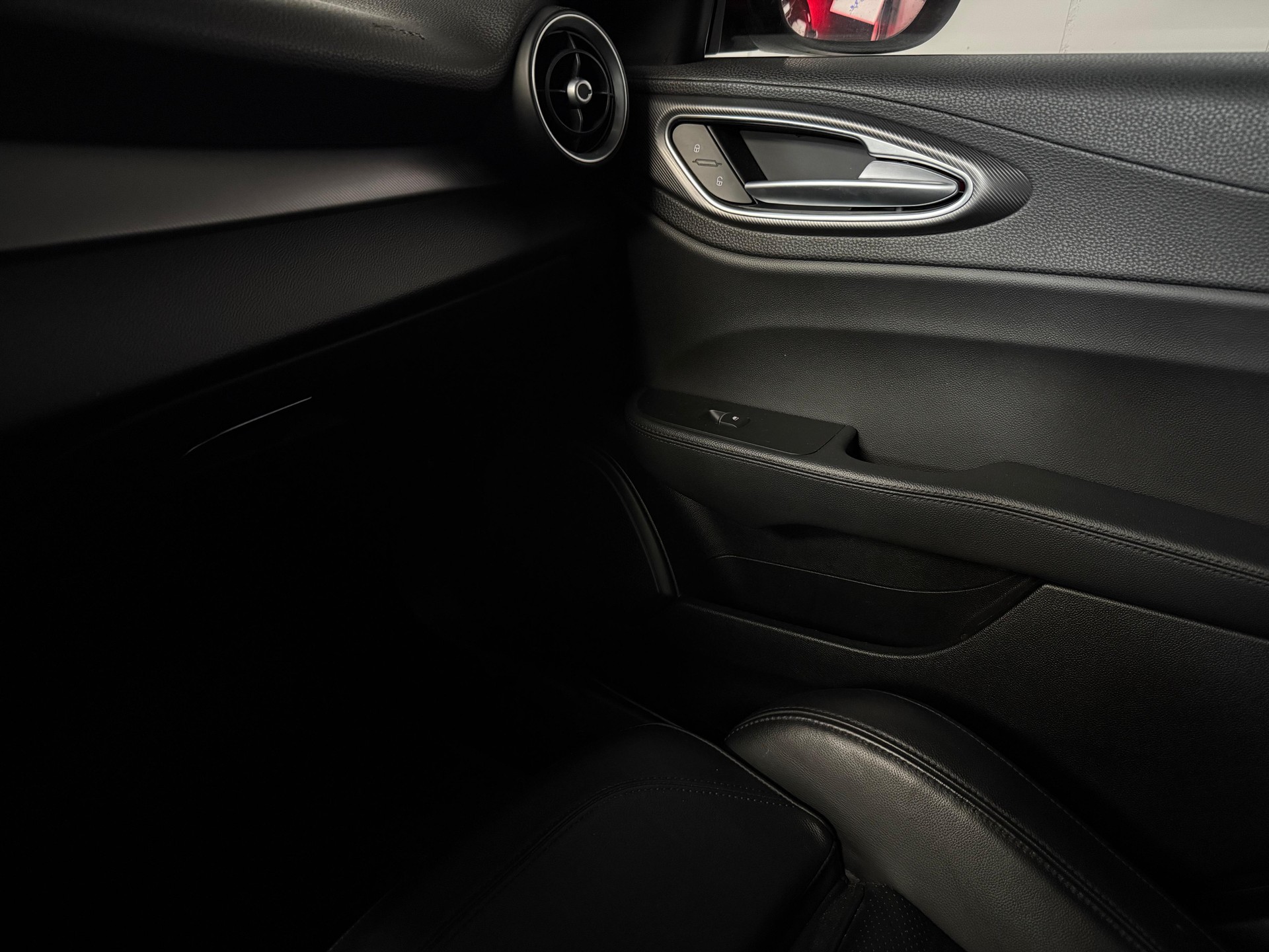 ALFA ROMEO Giulia 2.0 Veloce Q4 Automatic-image-19