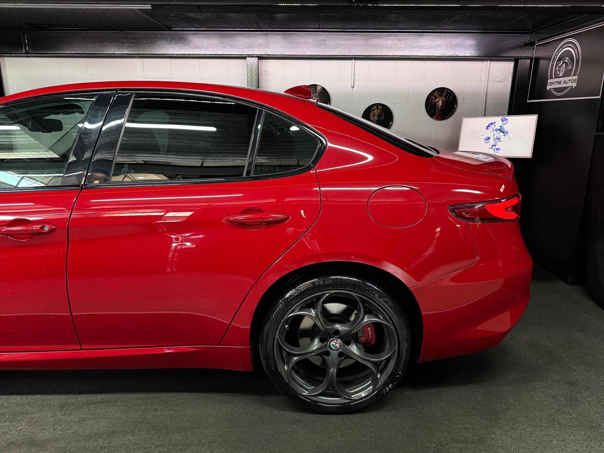 ALFA ROMEO Giulia 2.0 Veloce Q4 Automatic-image-7