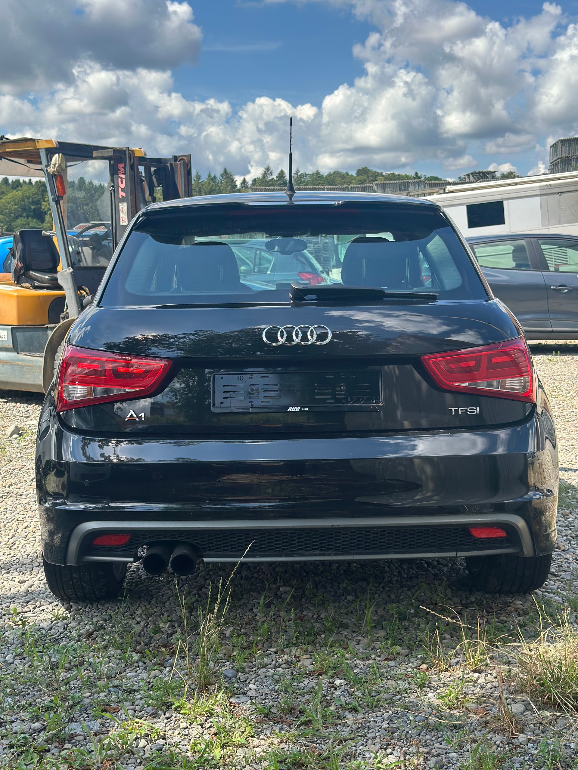 AUDI A1 Sport 1.4 TFSI Ambition S-tronic-image-3