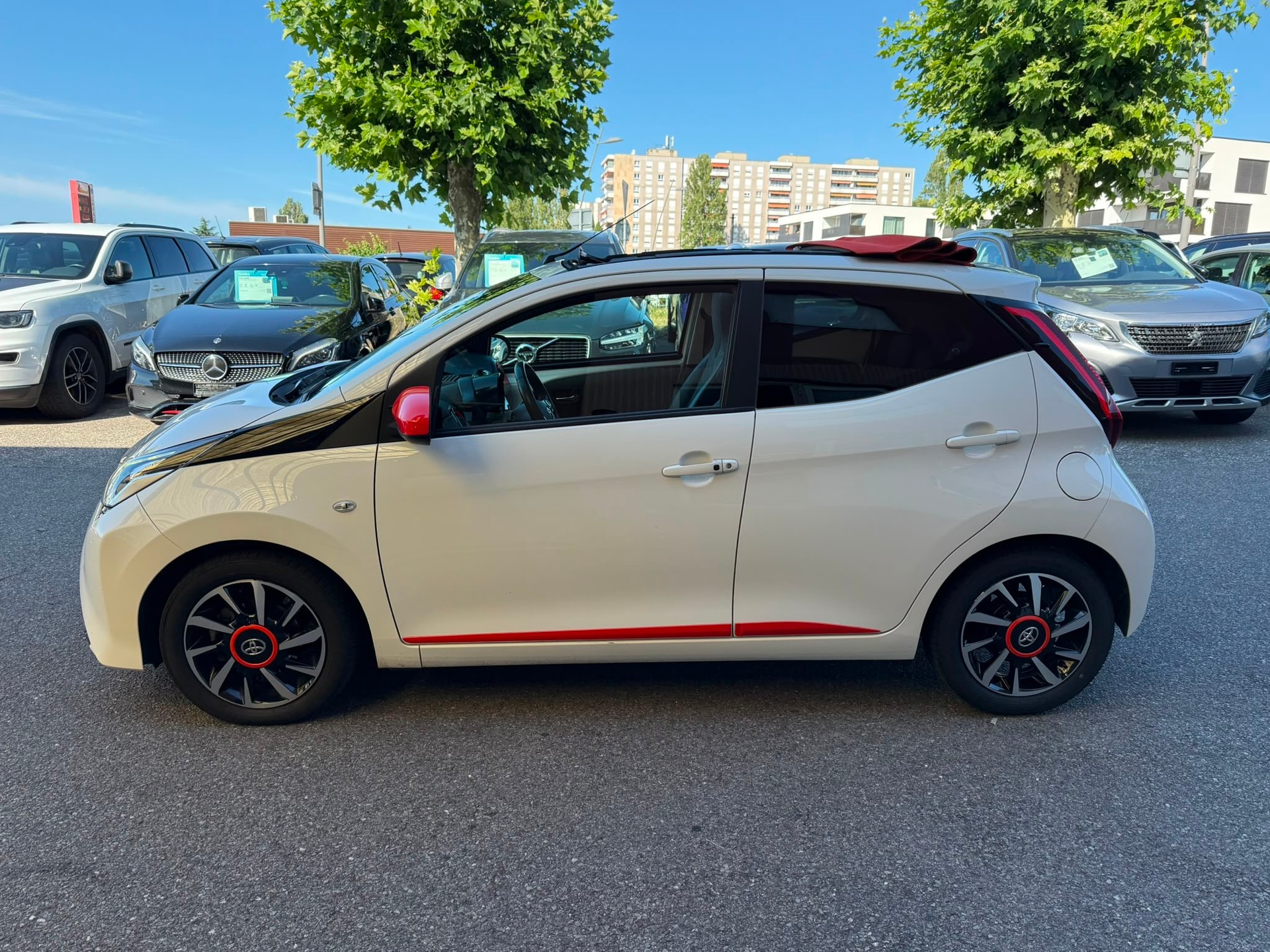 TOYOTA Aygo 1.0 VVT-i Limited White-image-1