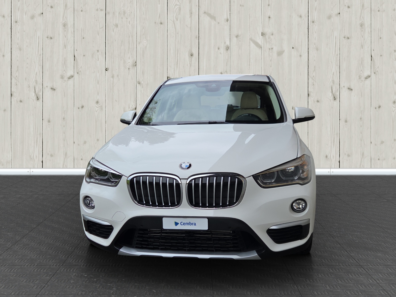 BMW X1 xDrive 25i Steptronic-image-1