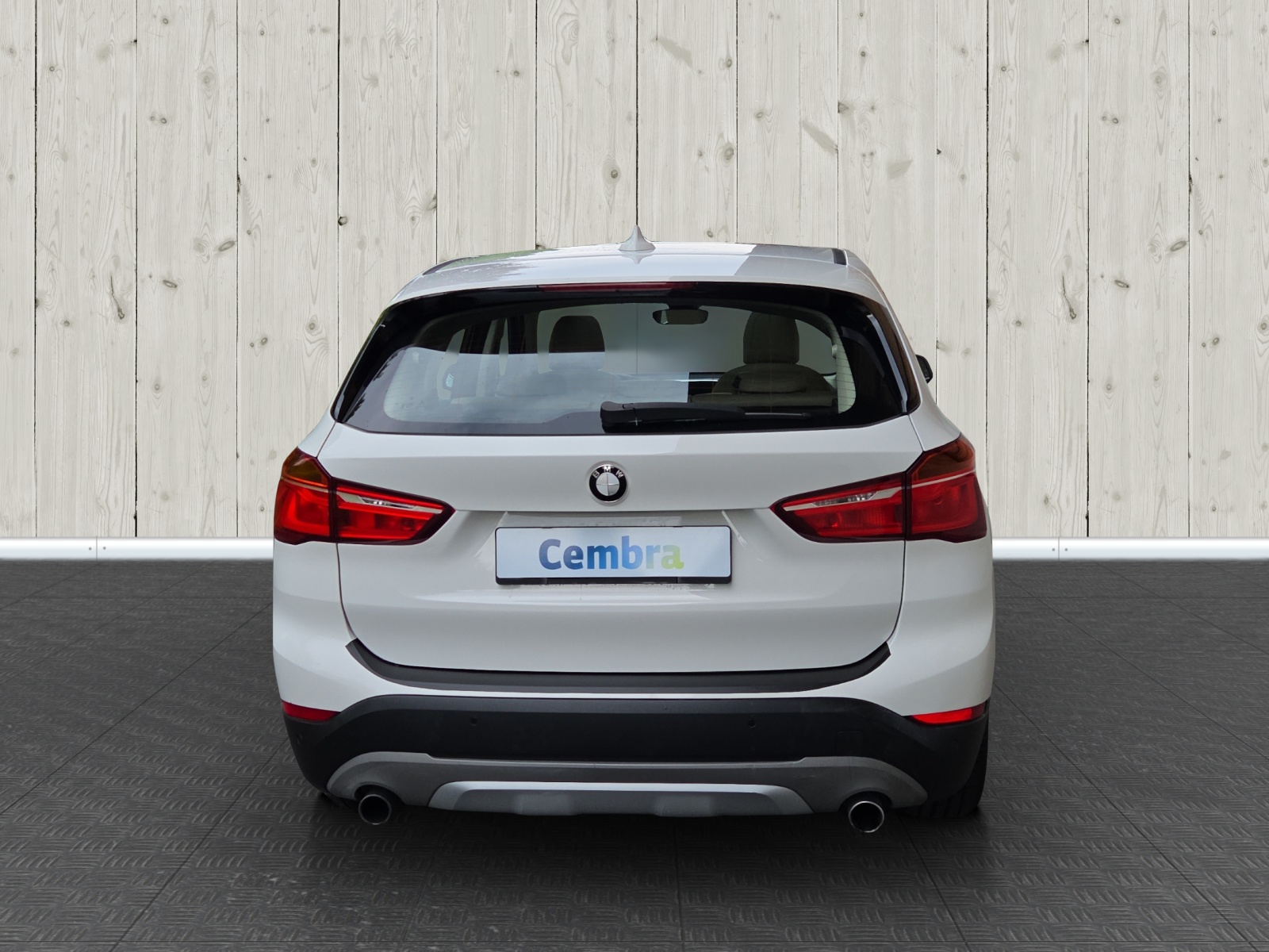 BMW X1 xDrive 25i Steptronic-image-5