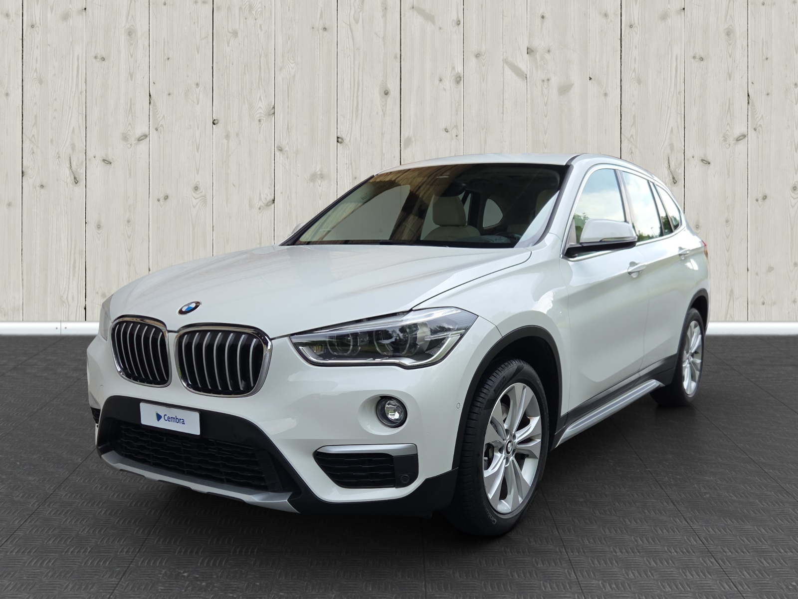 BMW X1 xDrive 25i Steptronic-image-2