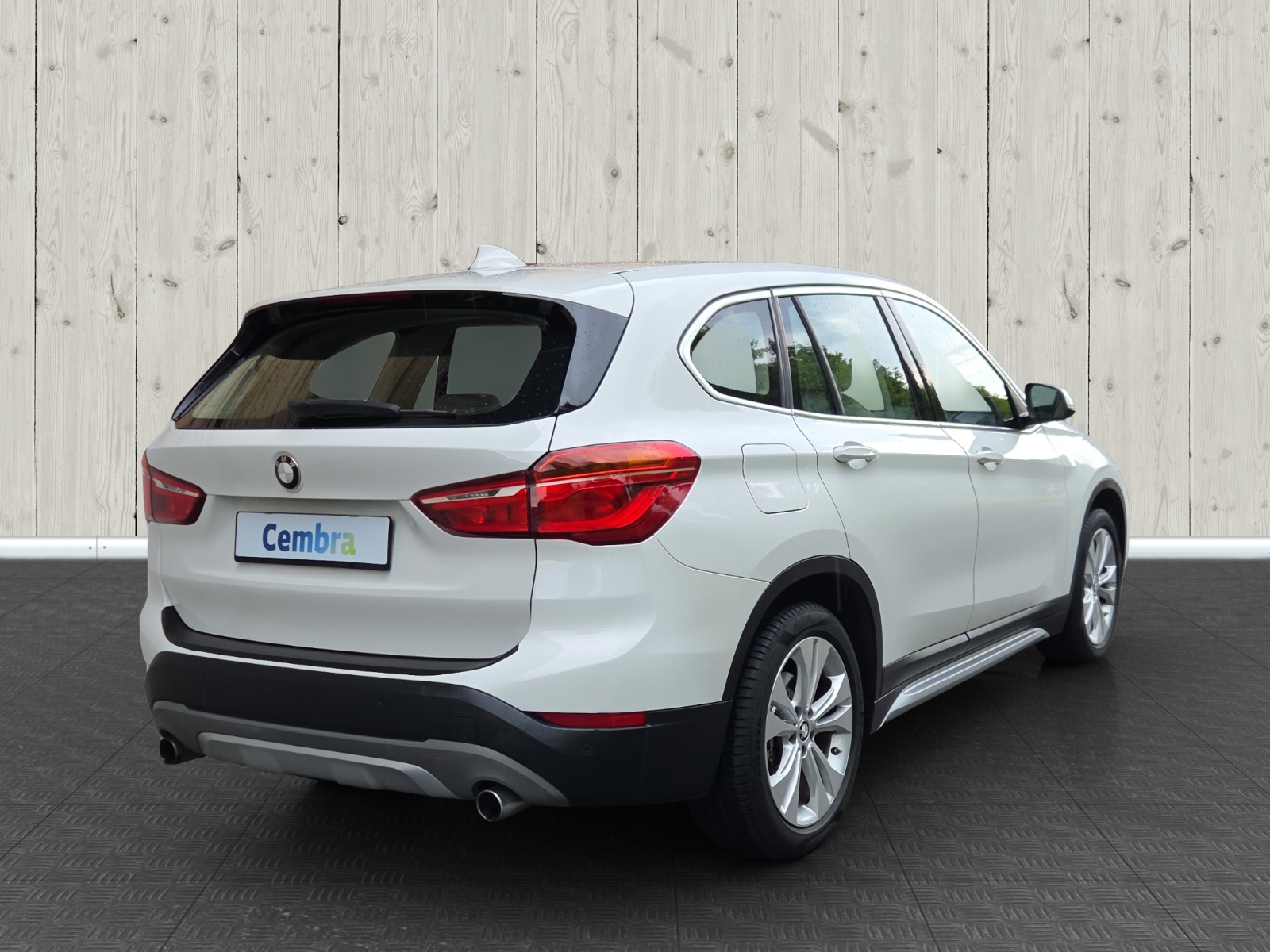 BMW X1 xDrive 25i Steptronic-image-6