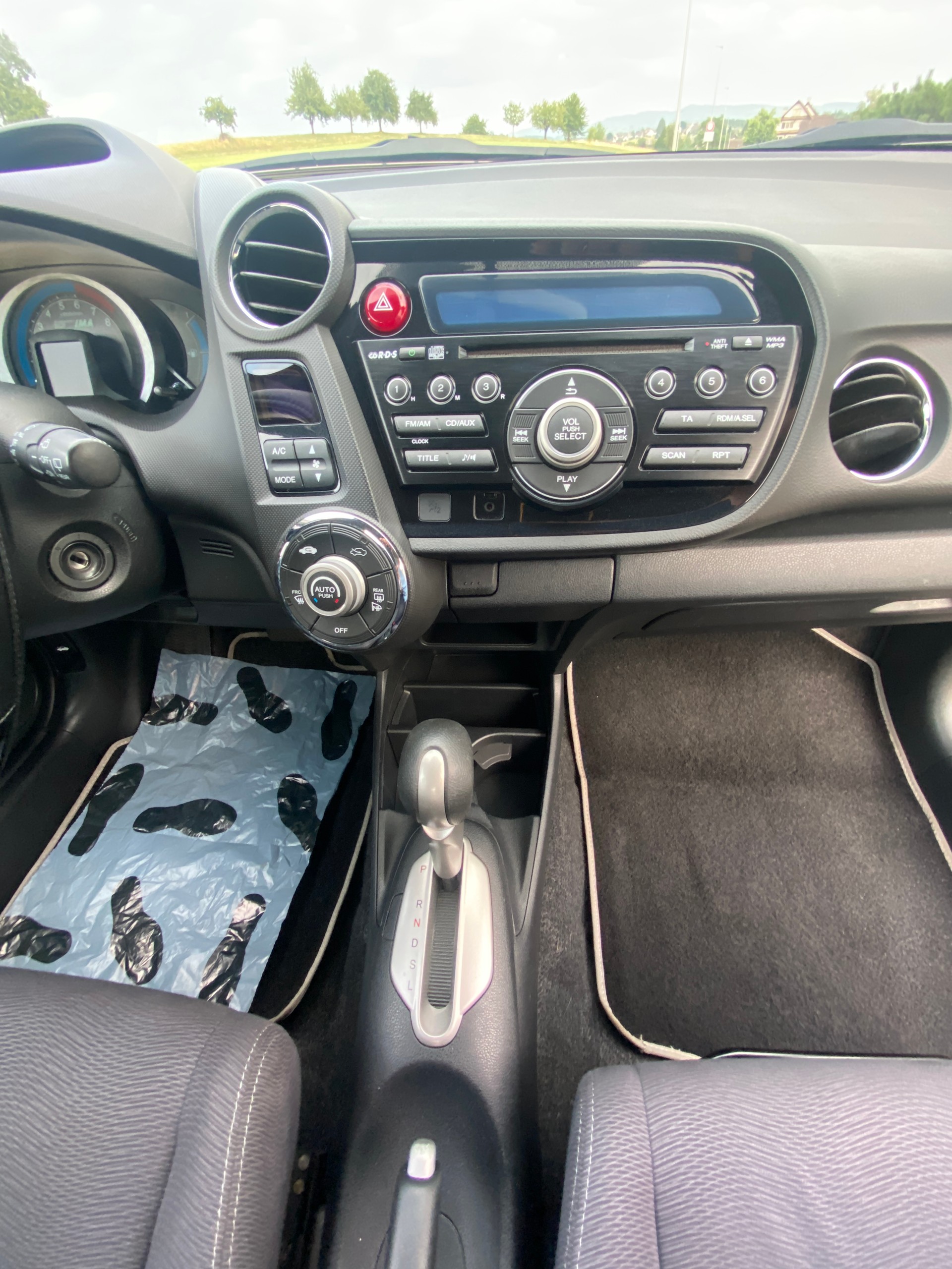 HONDA INSIGHT-image-10