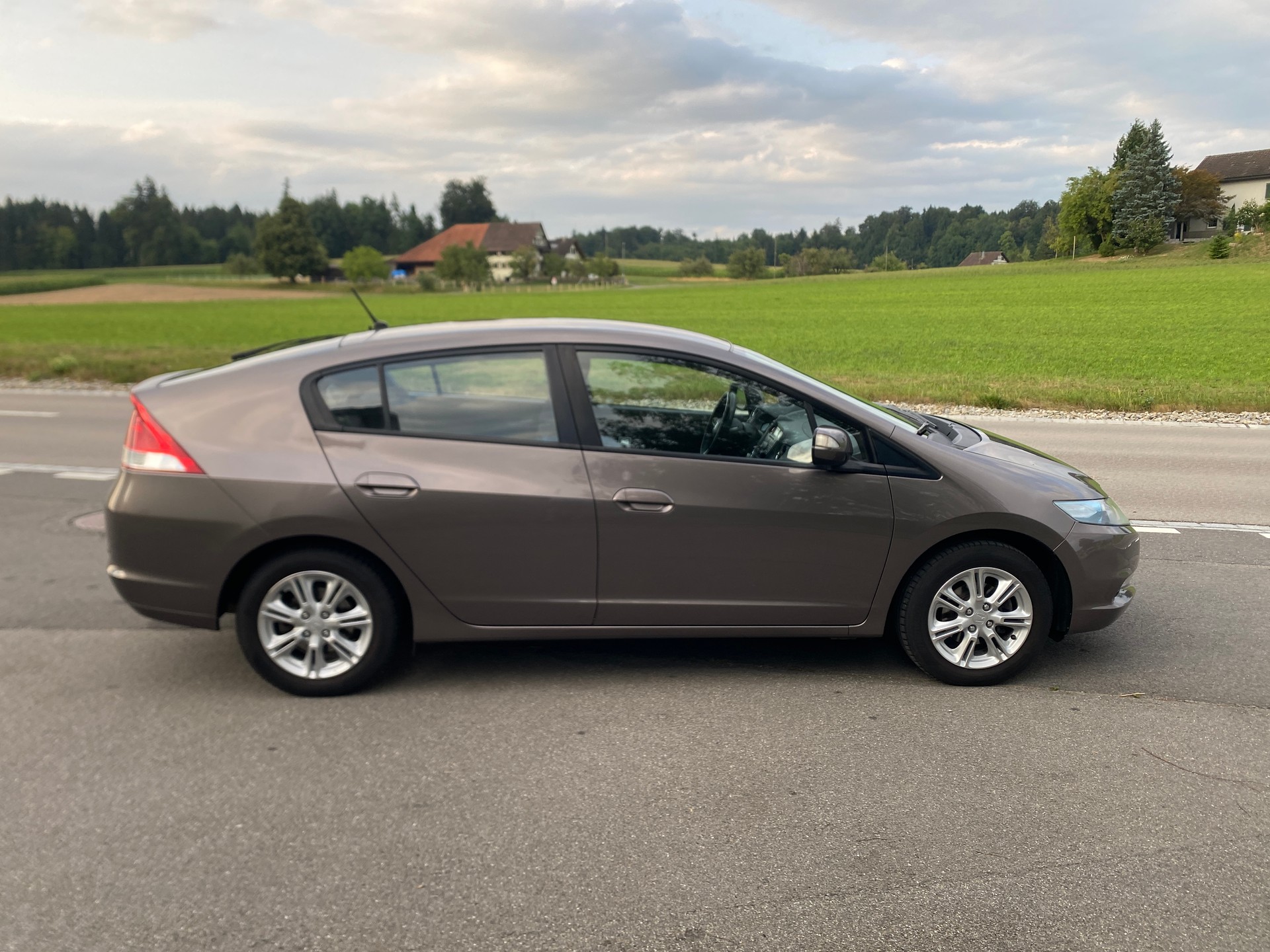 HONDA INSIGHT-image-4