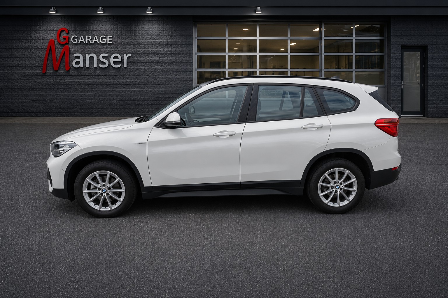 BMW X1 xDrive 18d xLine Steptronic-image-1