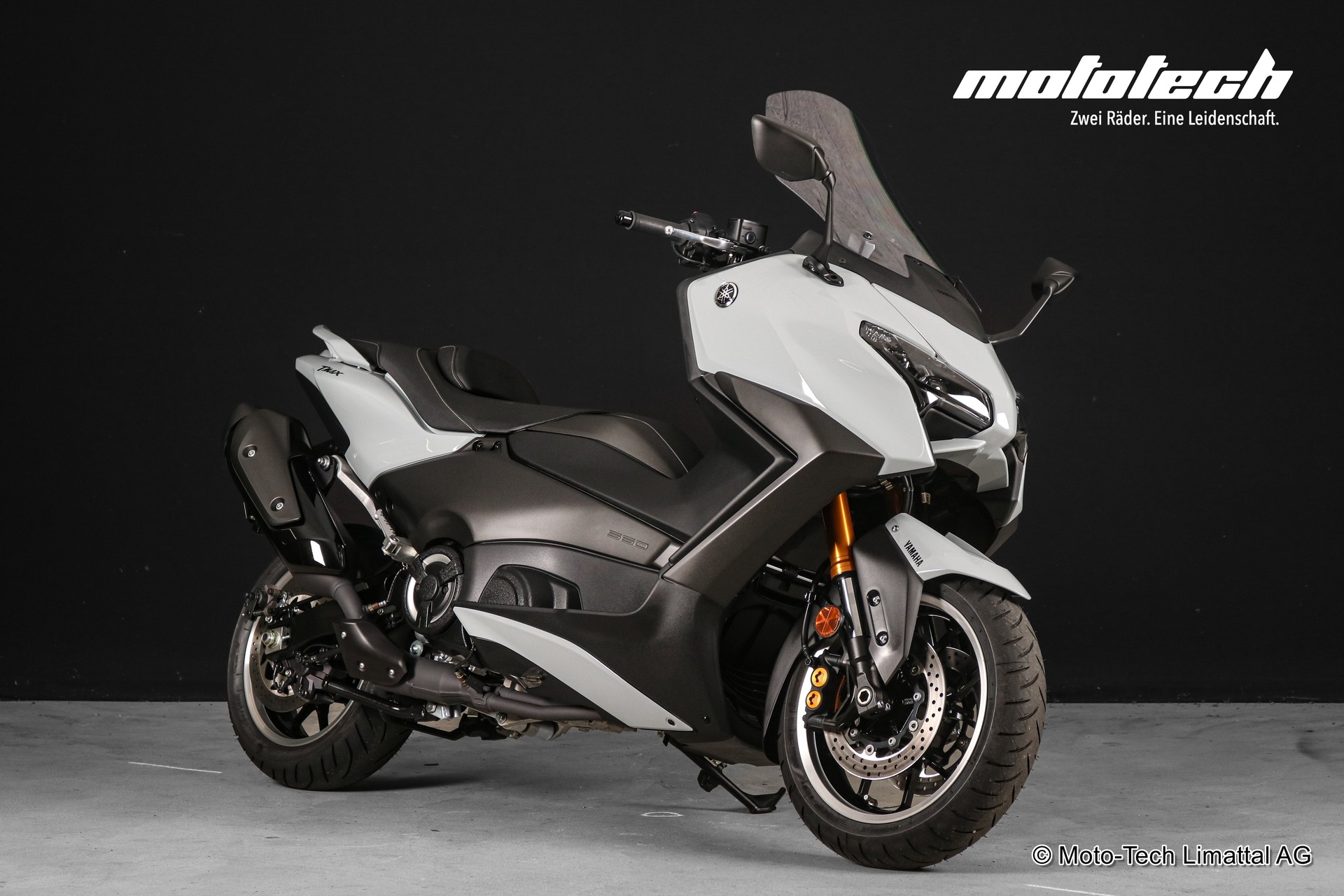 YAMAHA T-MAX Tech-Max XP 560