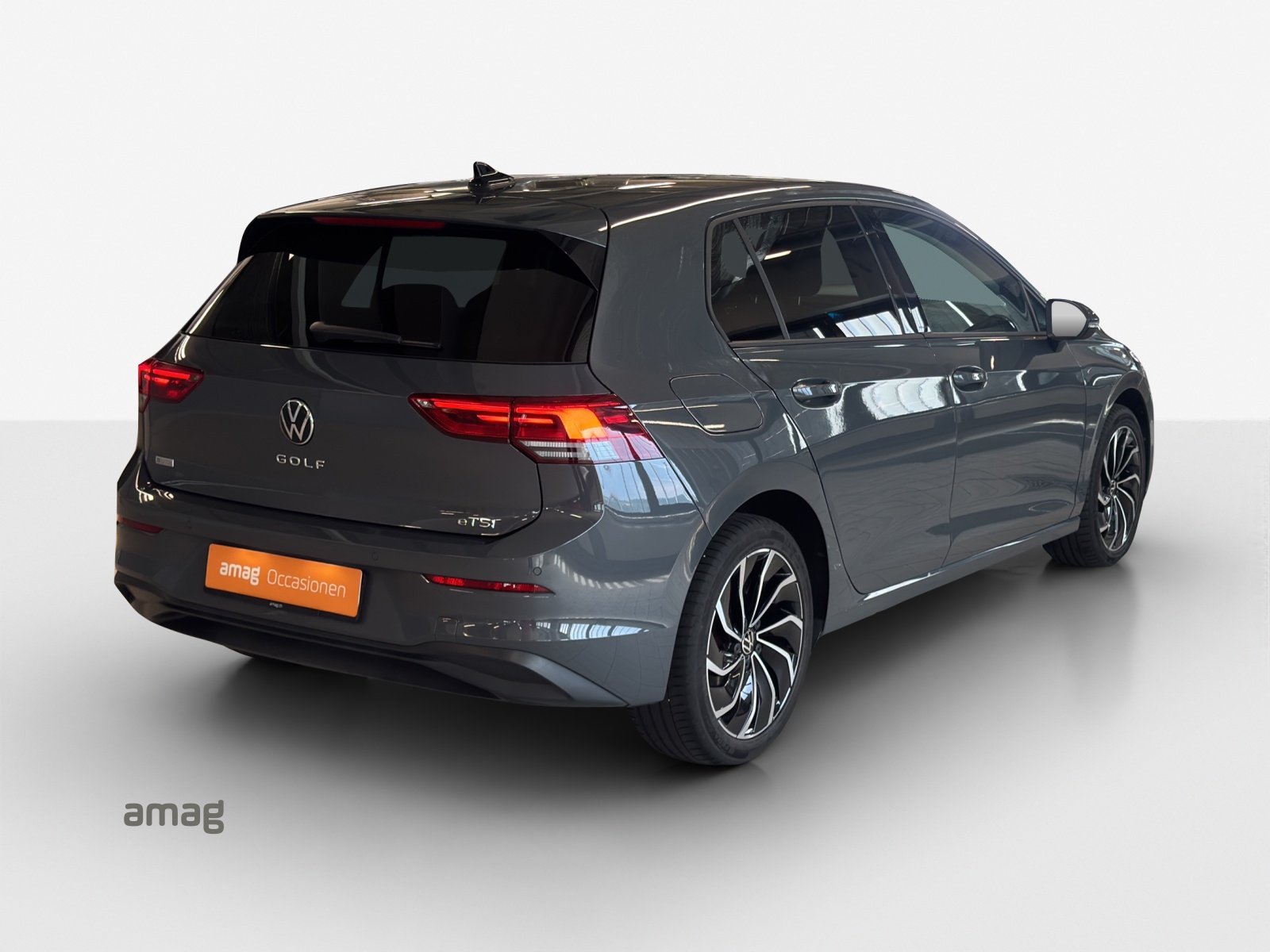 VW Golf 1.5 e TSI ACT 75 Edition DSG-image-4