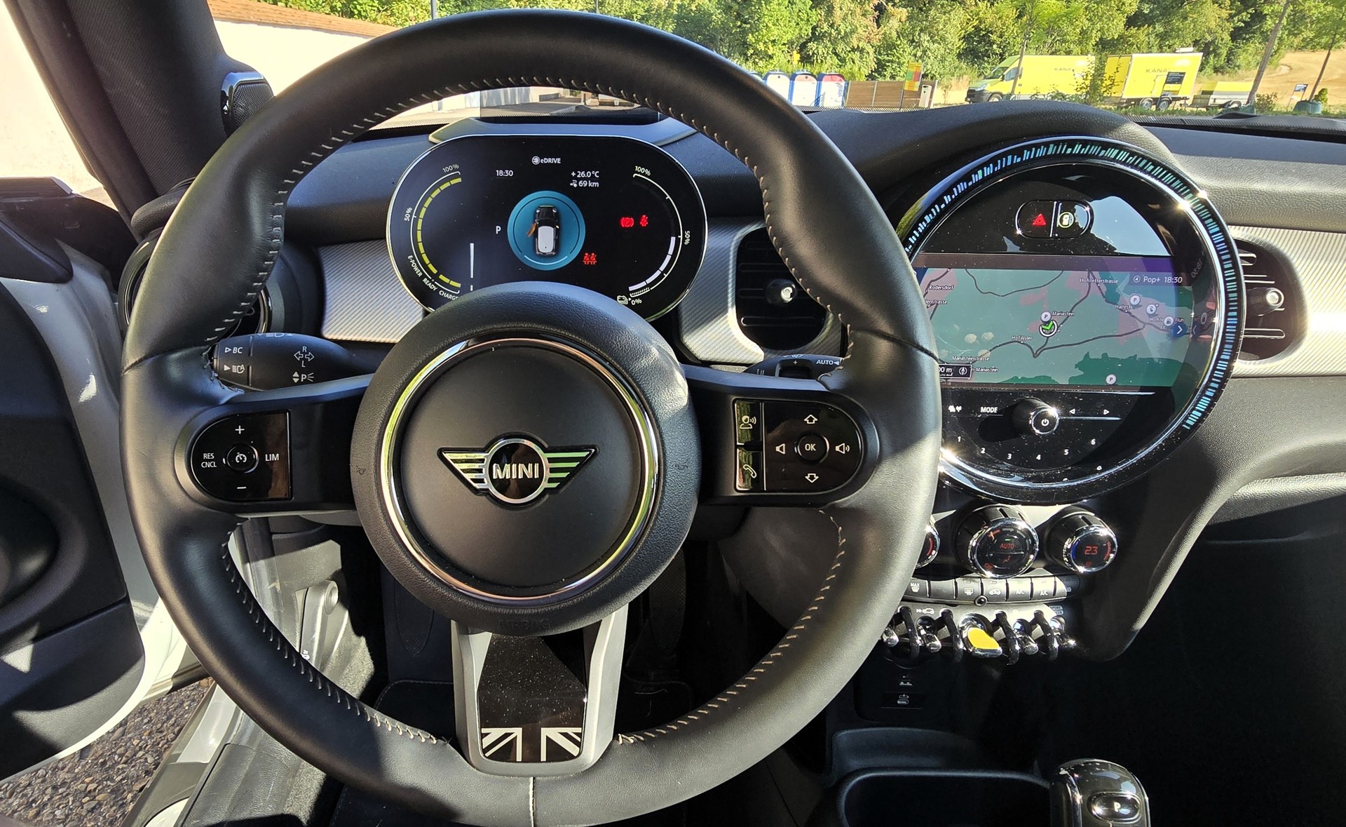 MINI Cooper SE-image-14