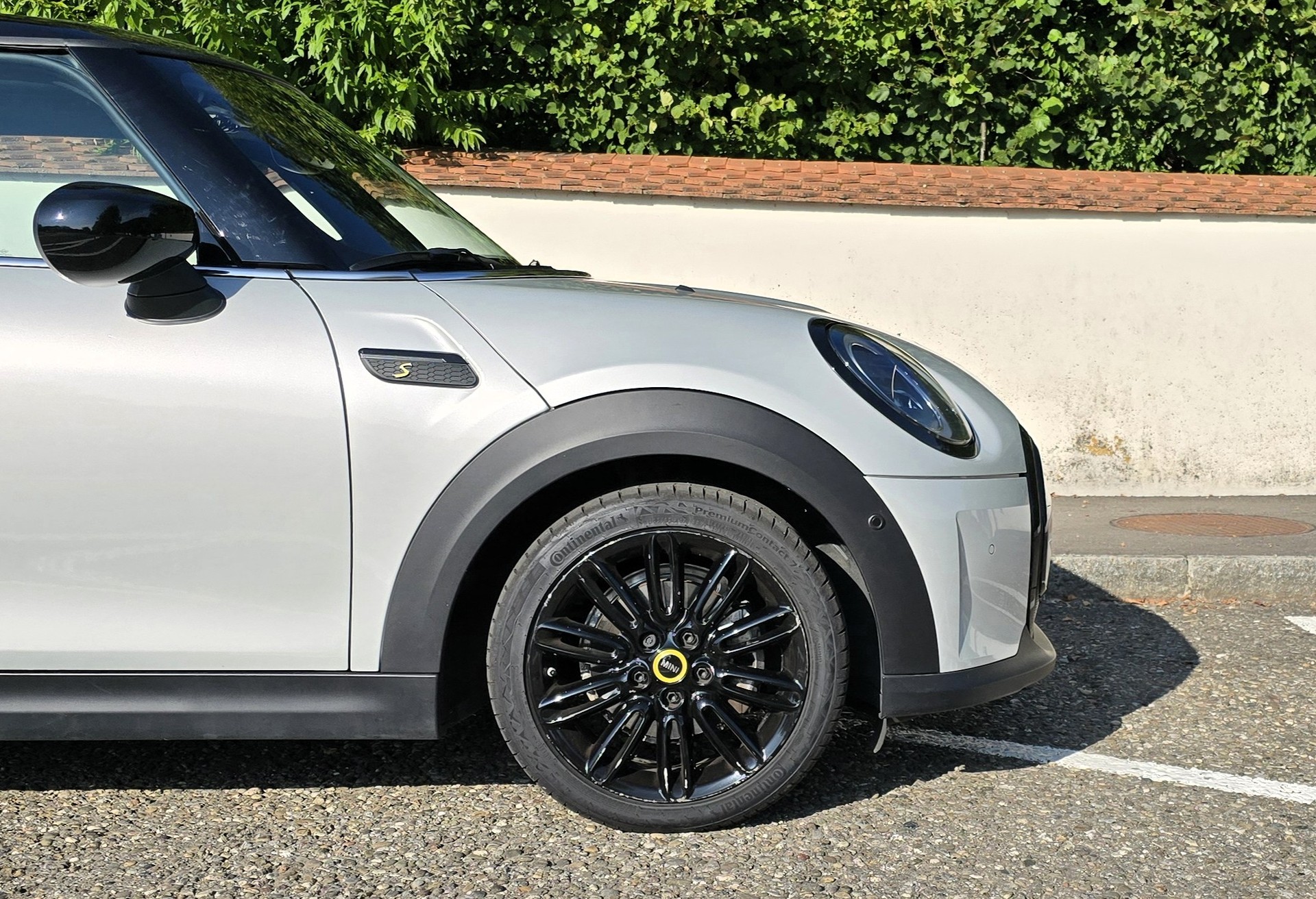 MINI Cooper SE-image-5