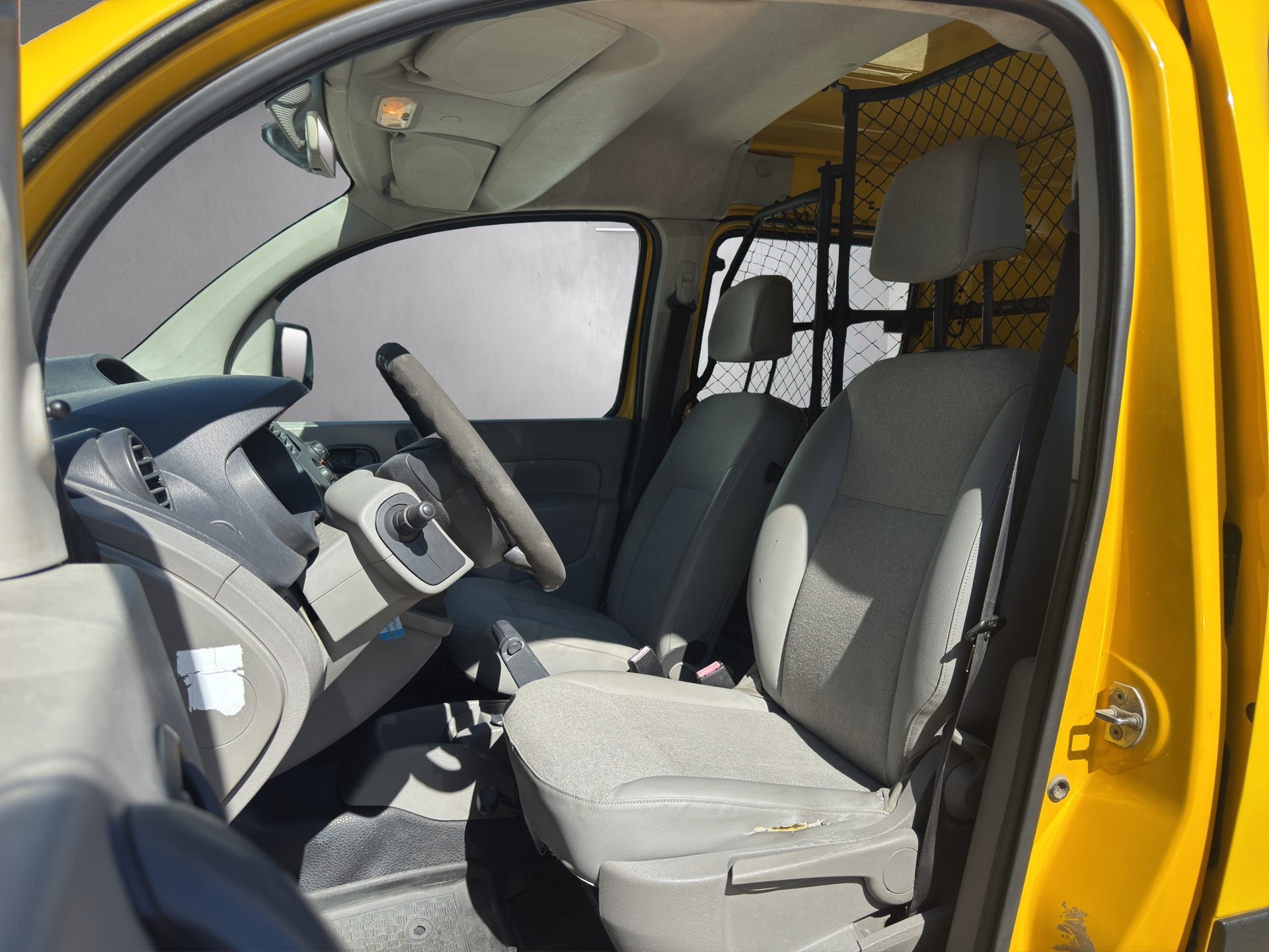 RENAULT Kangoo 1.6 90 Business-image-8