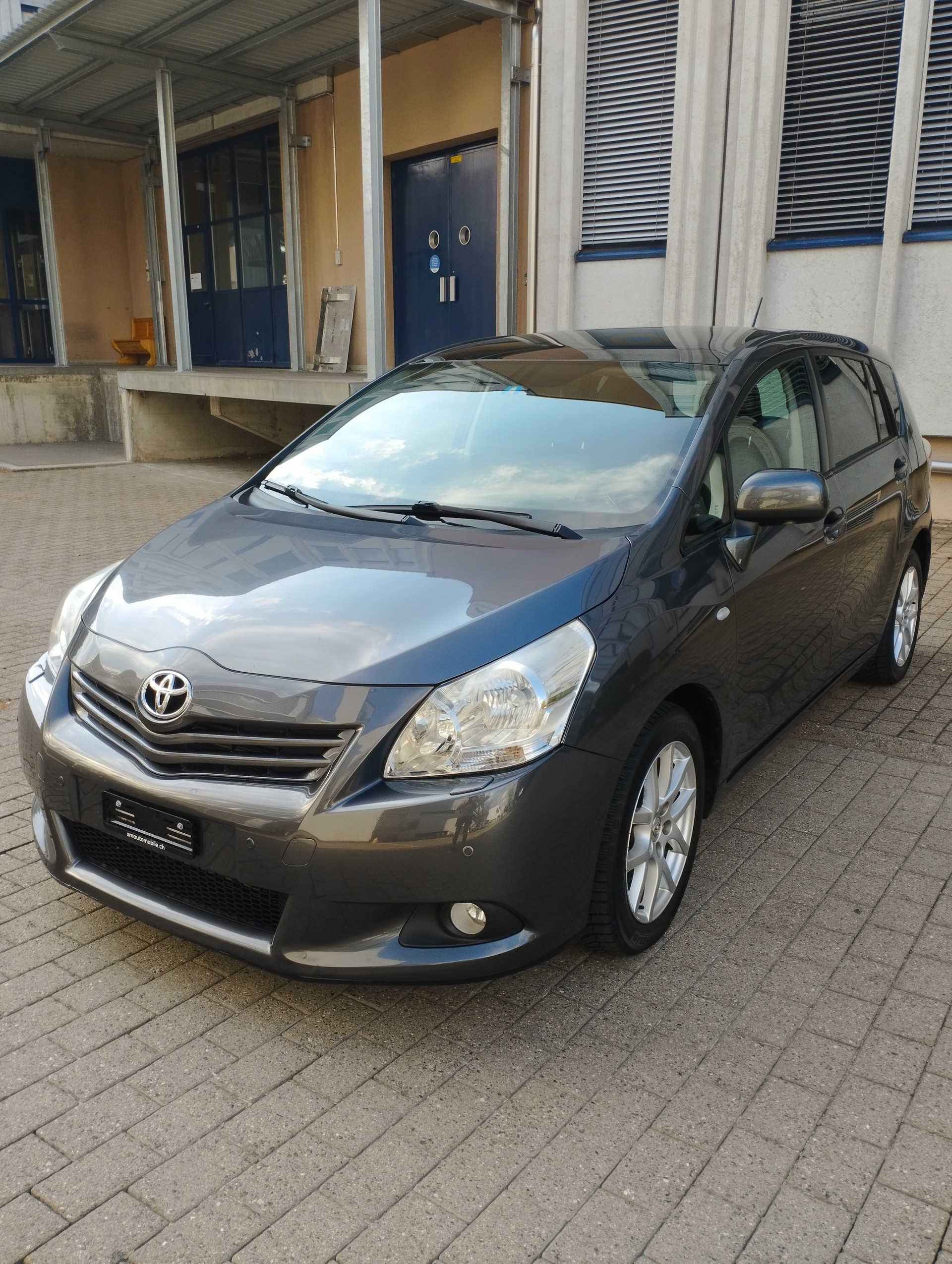 TOYOTA 2.2 D-CAT 7 Sitzer Panorama MFK 08/06/26-image-1