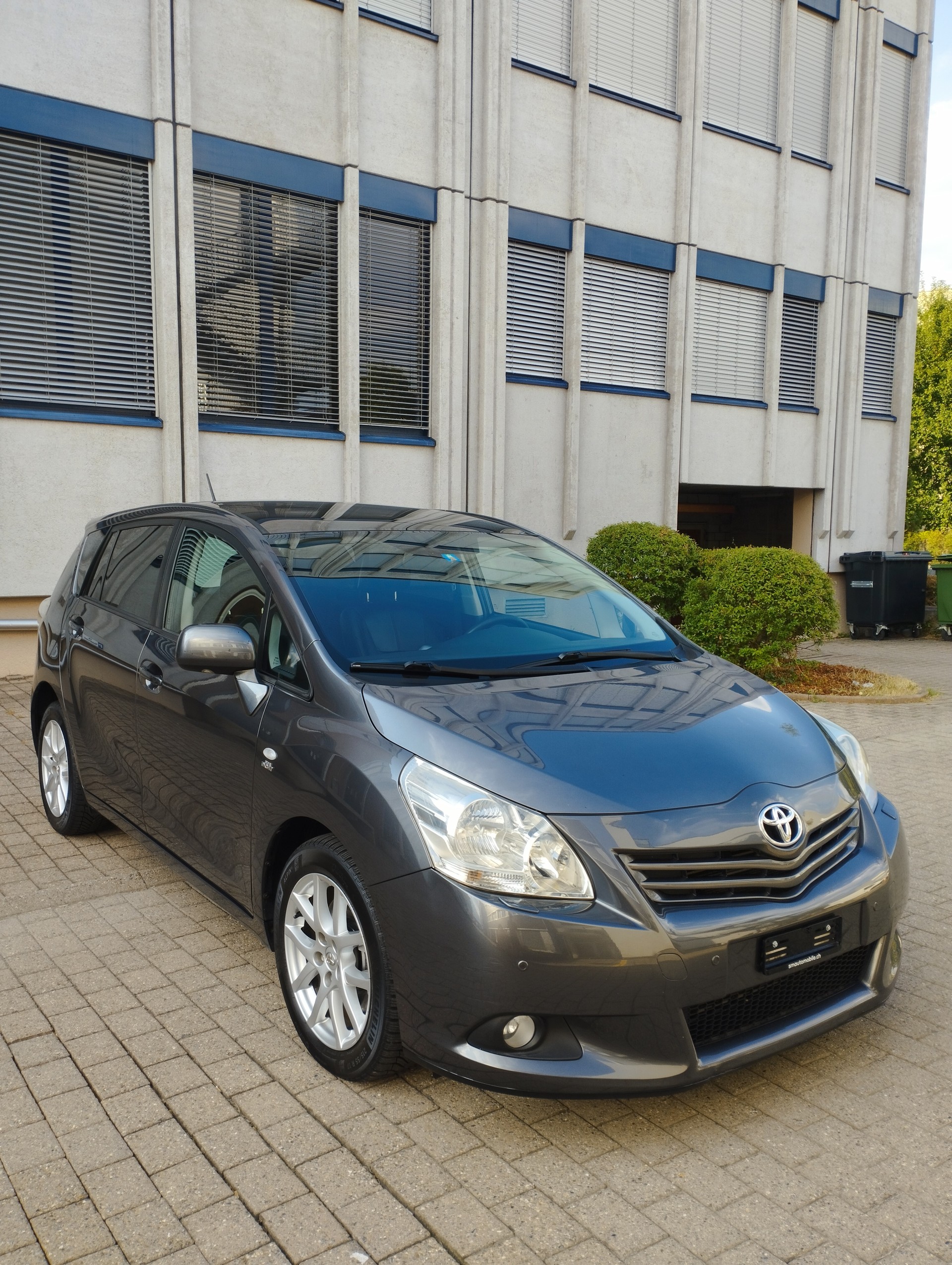 TOYOTA 2.2 D-CAT 7 Sitzer Panorama MFK 08/06/26-image-0