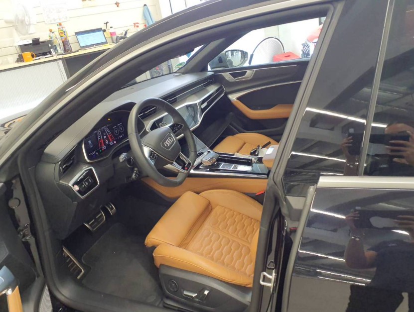 AUDI RS7 Sportback MHEV Performance-image-6