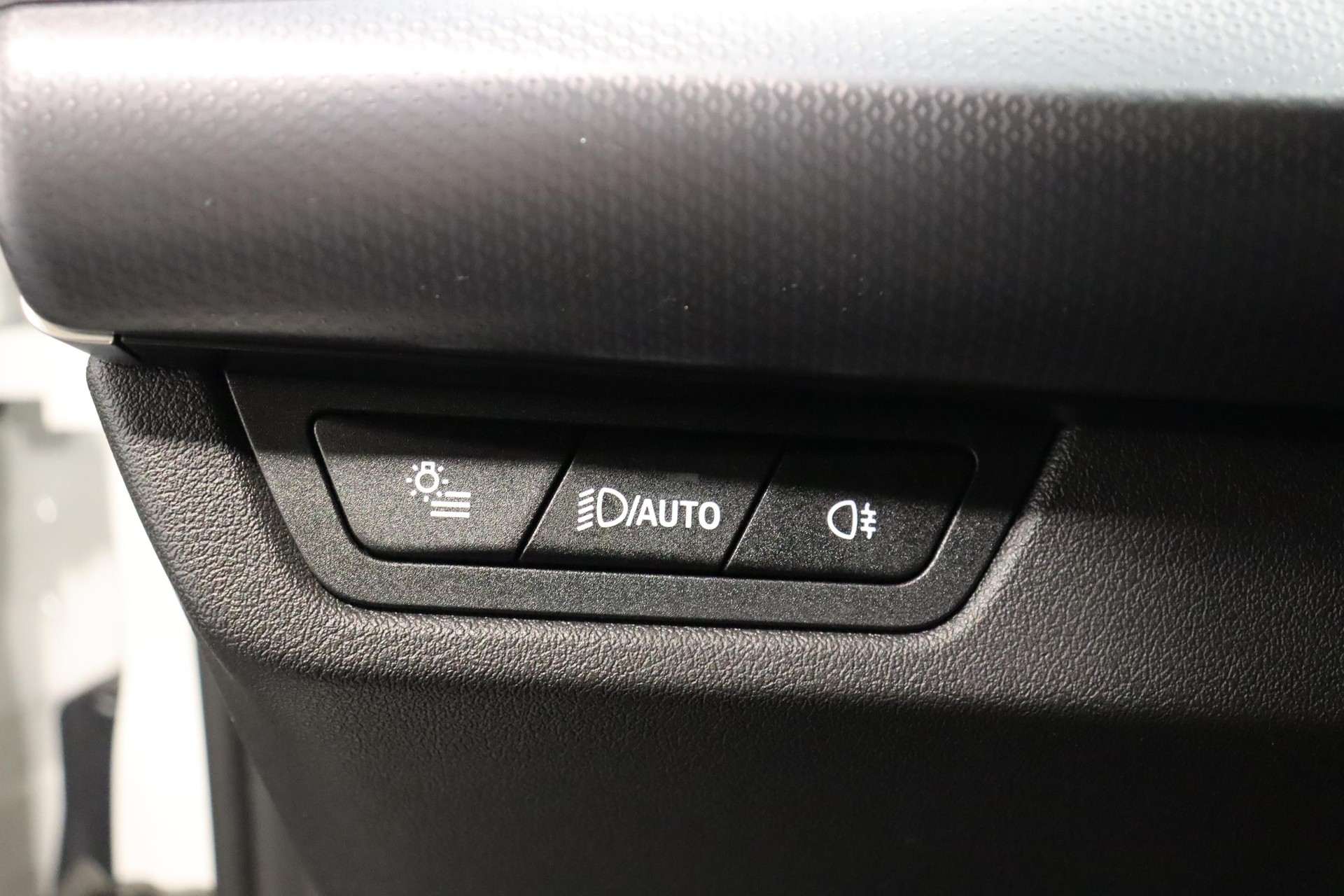 BMW X1 30e xDrive paddles-image-20