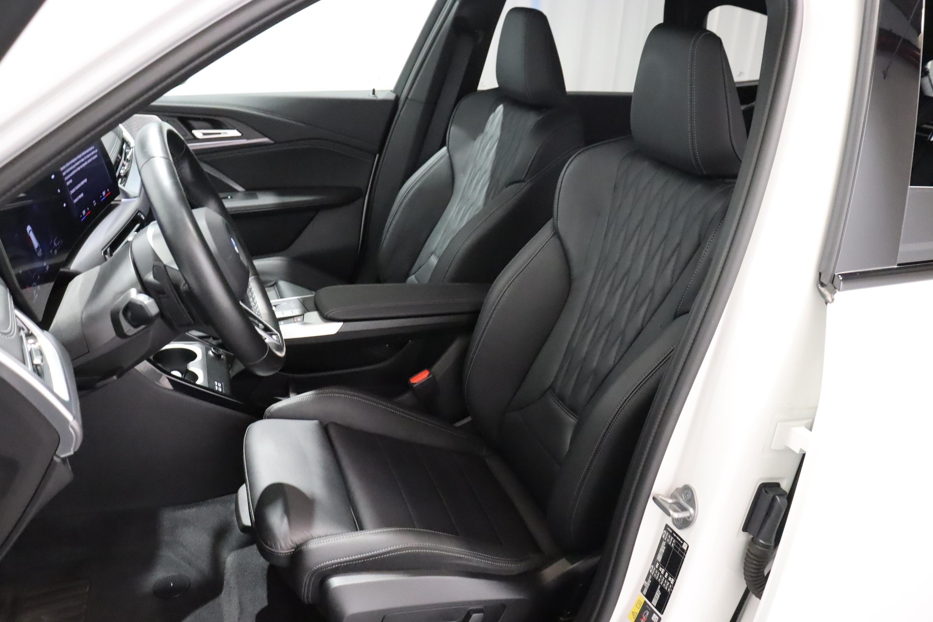 BMW X1 30e xDrive paddles-image-9