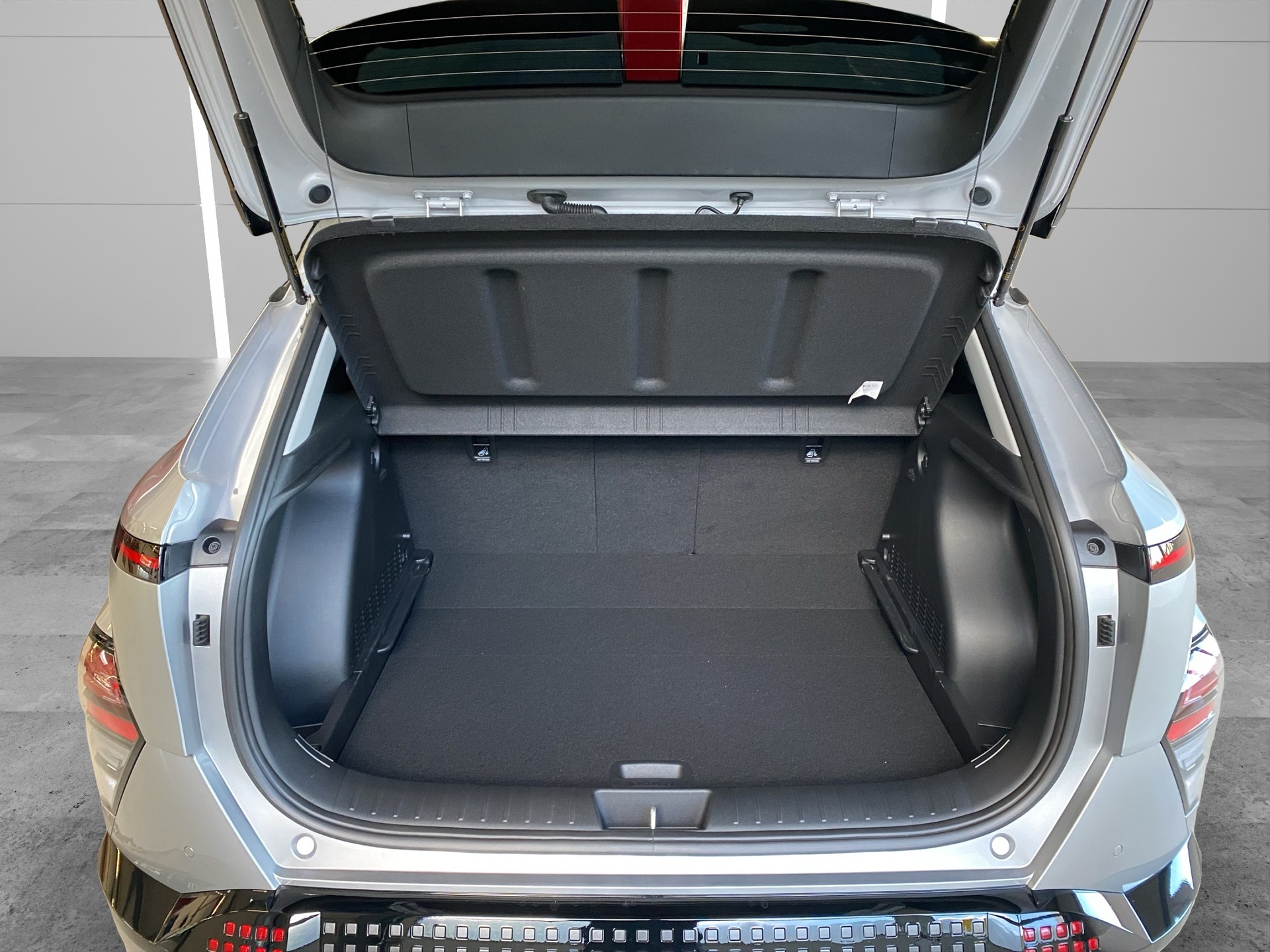 HYUNDAI Kona EV 65.4 kWh Premium / Amplia-image-5