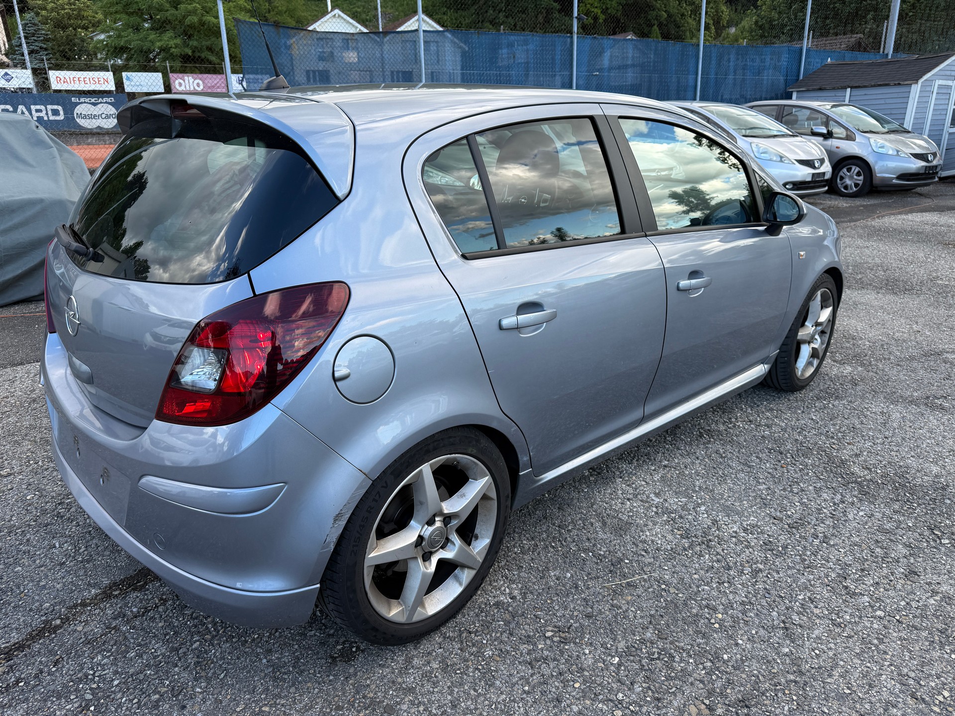 OPEL Corsa 1.6 Turbo GSi-image-6