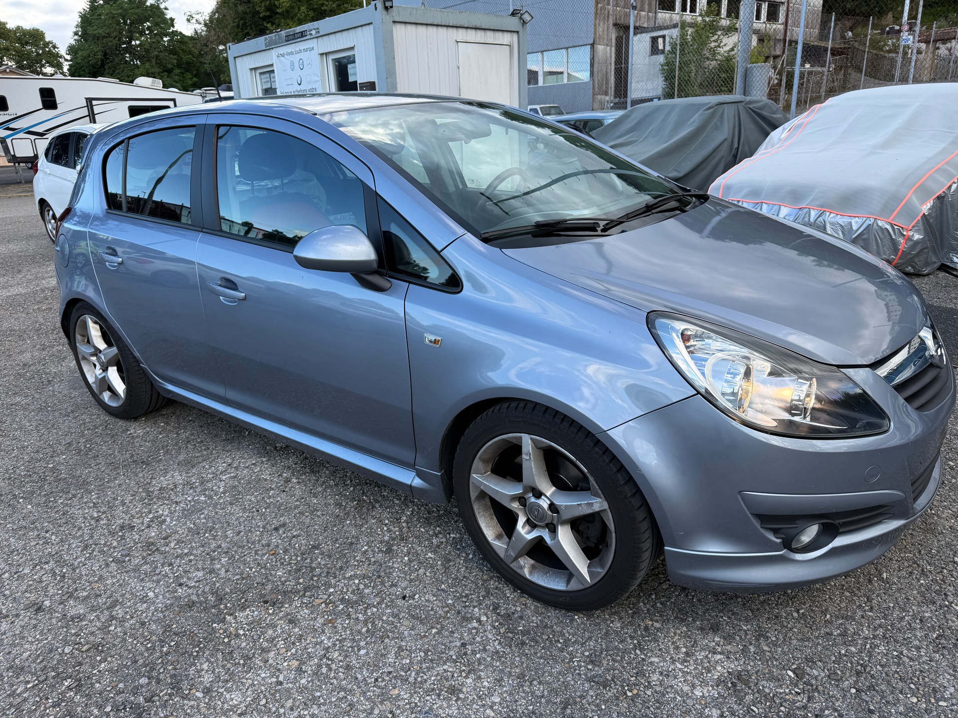 OPEL Corsa 1.6 Turbo GSi-image-1