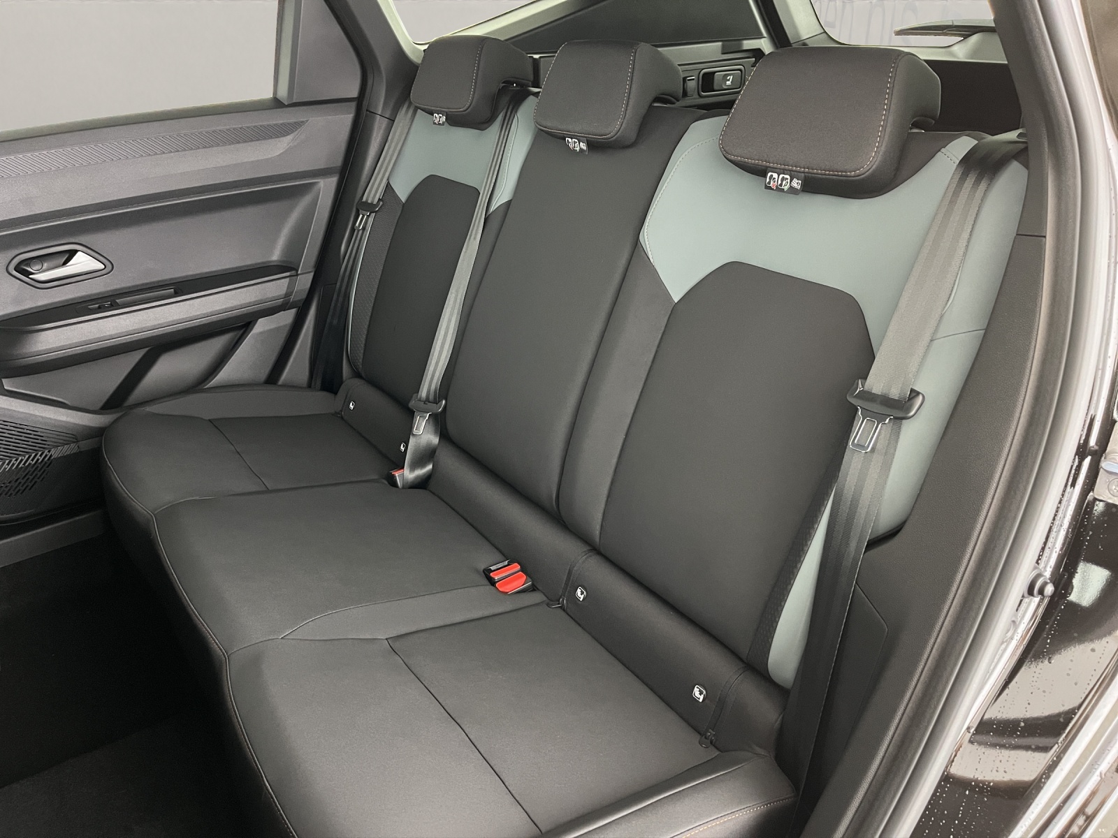 DACIA Bigster 1.2 Hybrid Extreme 4WD-image-16