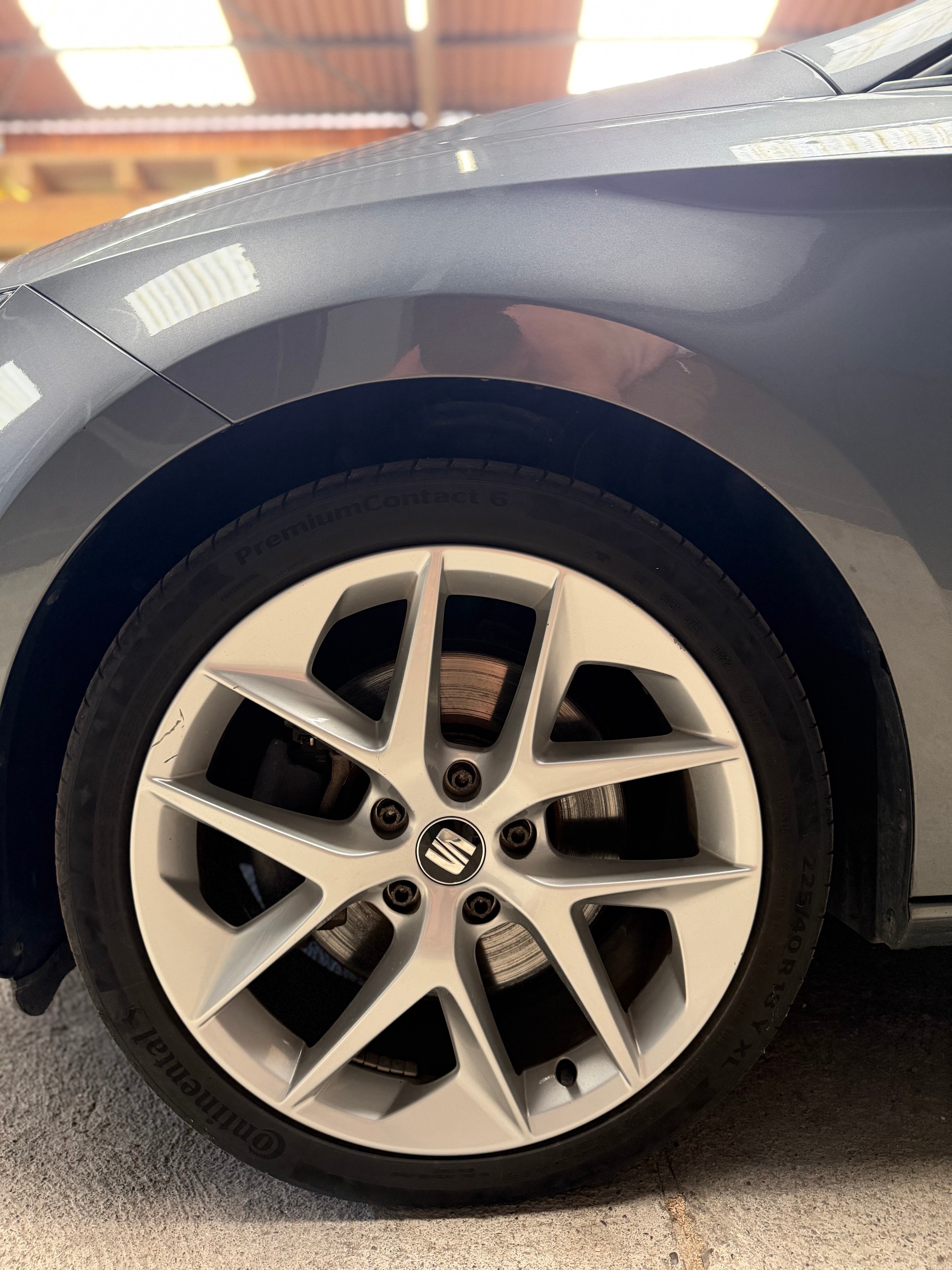 SEAT Leon ST 1.8 TSI FR DSG-image-15